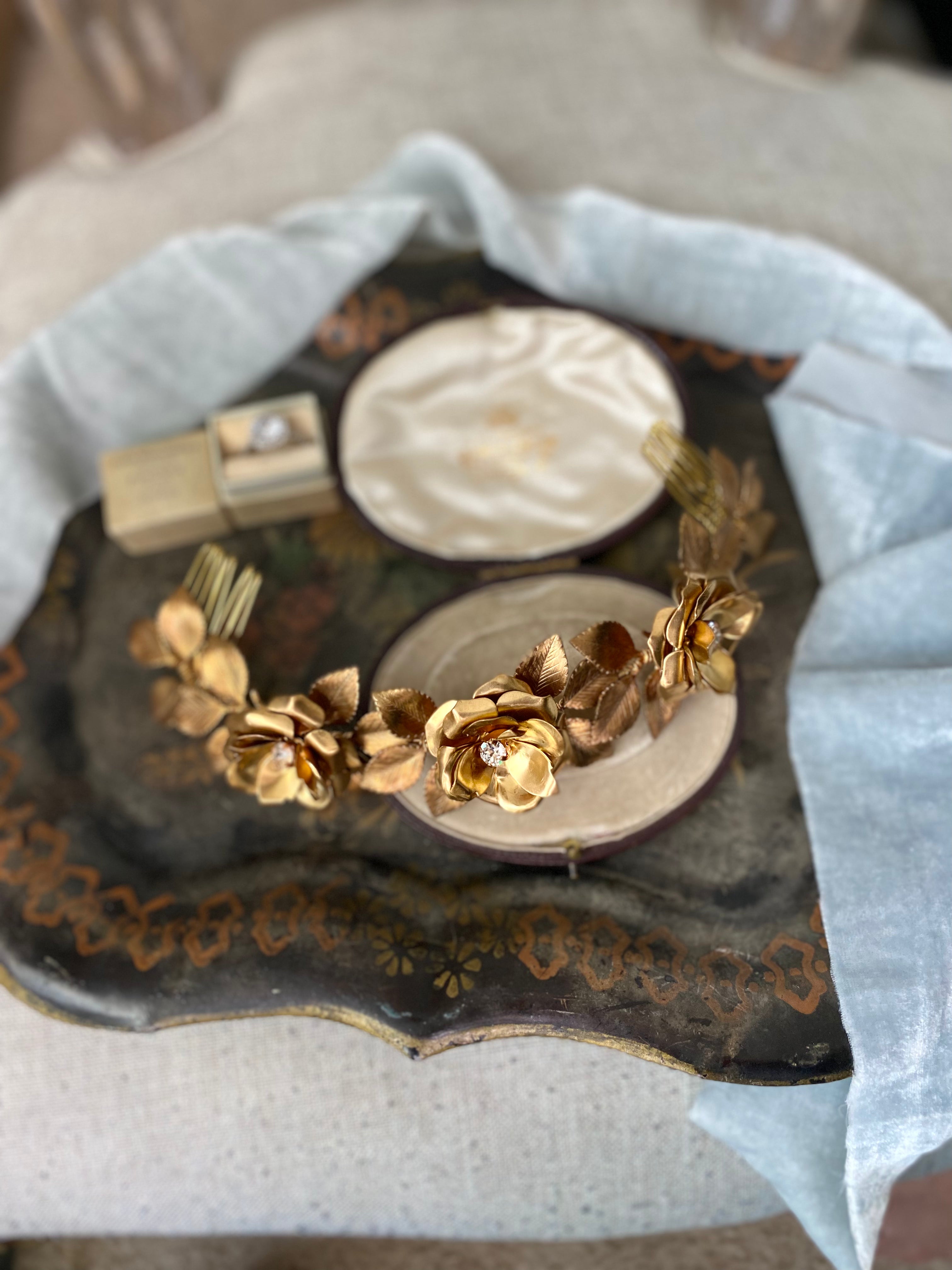 Elegant Gilded Rose Blossom Bridal Headpiece - Vintage Floral Wedding Hair Accessory for Brides, Bridesmaids & Special Occasions | Perfect for Weddings, Prom & Formal Events