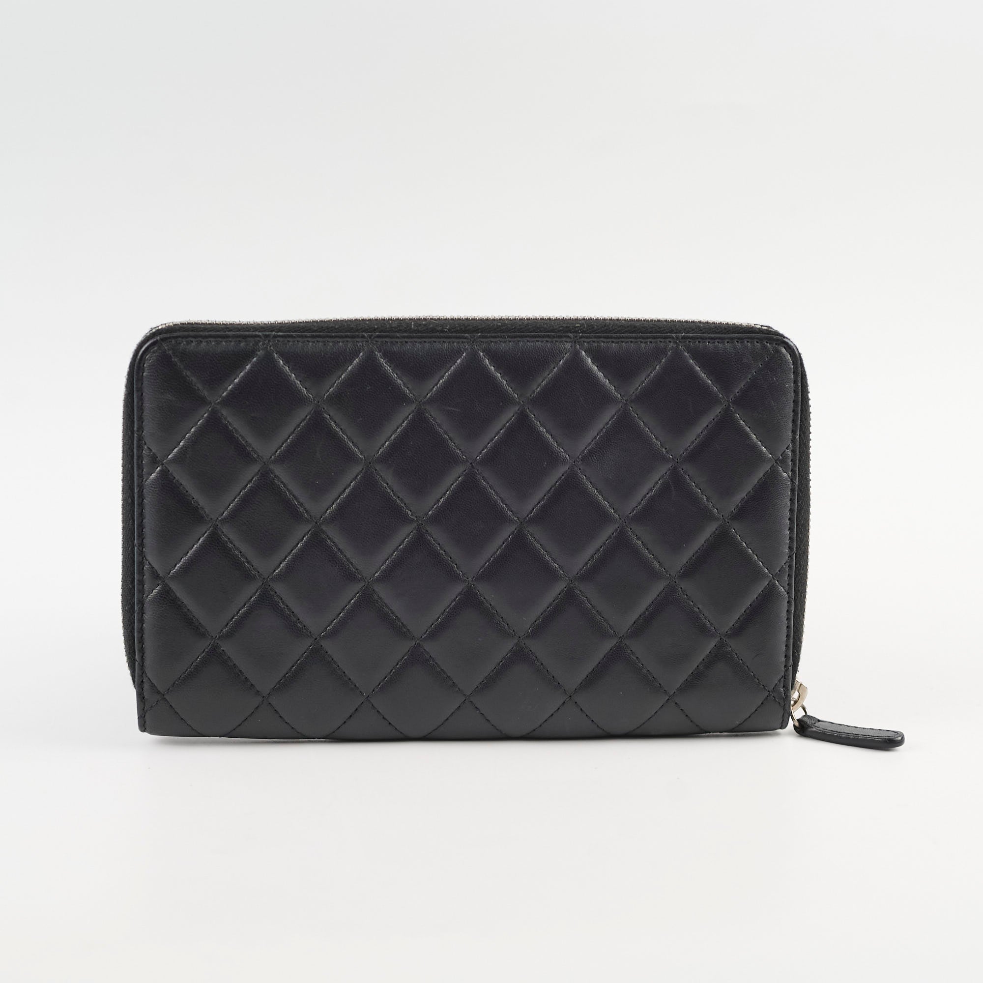 Chanel Classic Long Wallet in Black Lambskin Leather - Luxury Women's Designer Wallet for Everyday Use & Special Occasions