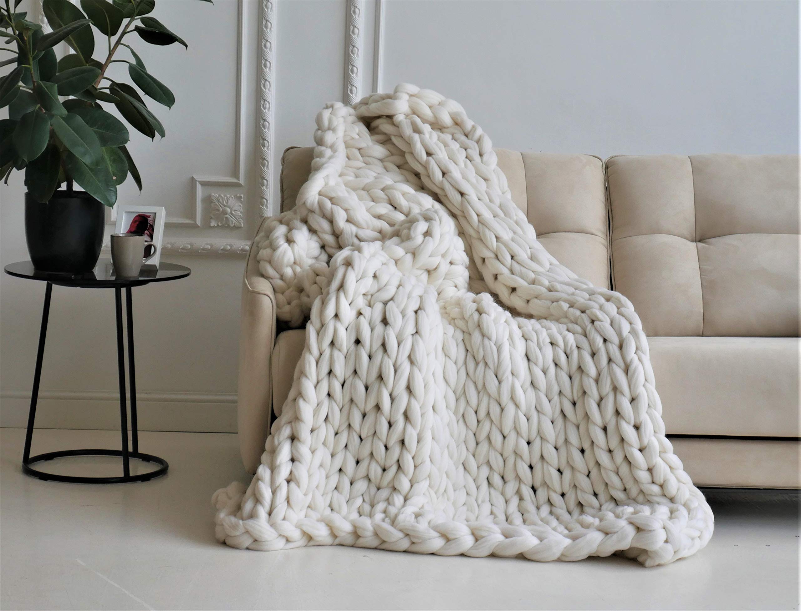 Chunky Knit Throw Blanket - 100% Merino Wool by Woolexperts | Ultra Soft & Warm Winter Blanket for Living Room, Bedroom & Cozy Home Decor