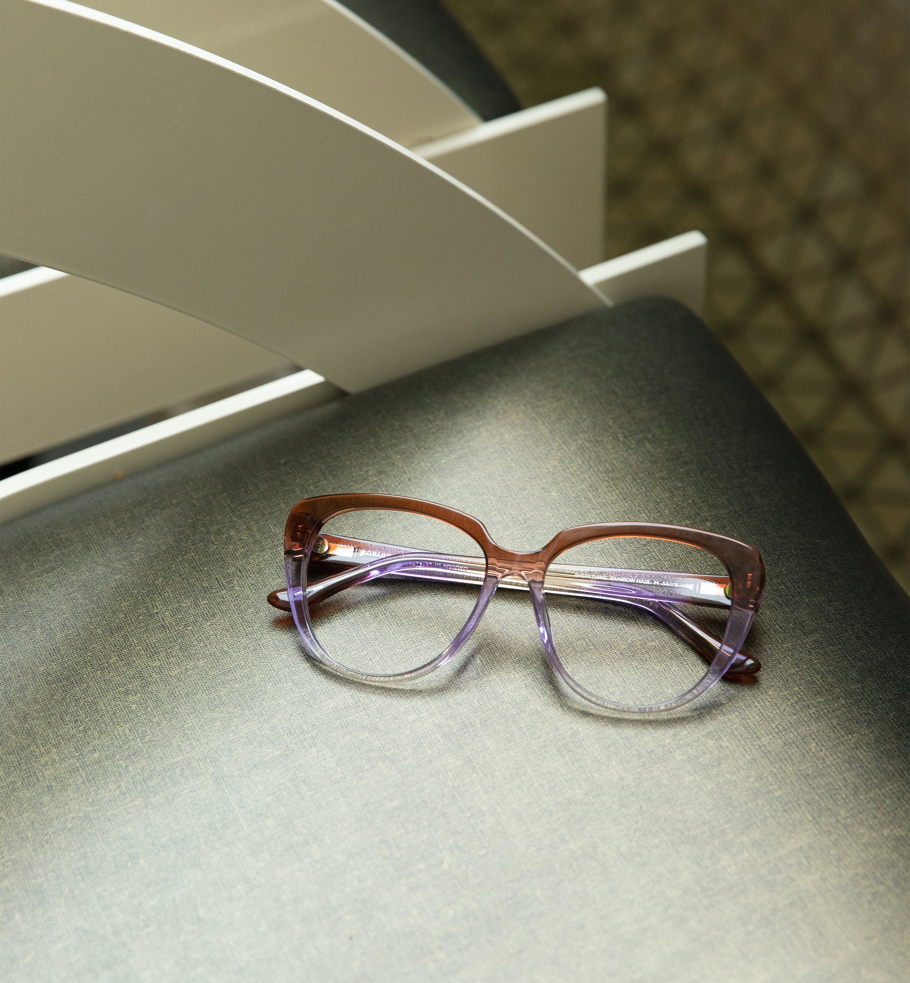 Premium Eyeglasses for Men & Women – Trendy & Durable Frames with UV Protection – Perfect for Reading, Driving & Everyday Use