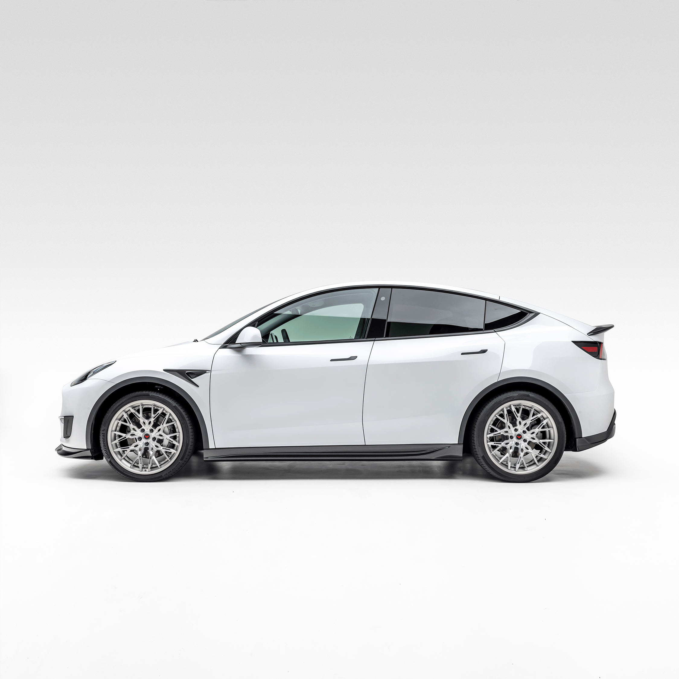Tesla Model Y Aero Rear Diffuser - Carbon Fiber Spoiler for Improved Aerodynamics & Style | Perfect for Performance Upgrades & Car Enthusiasts