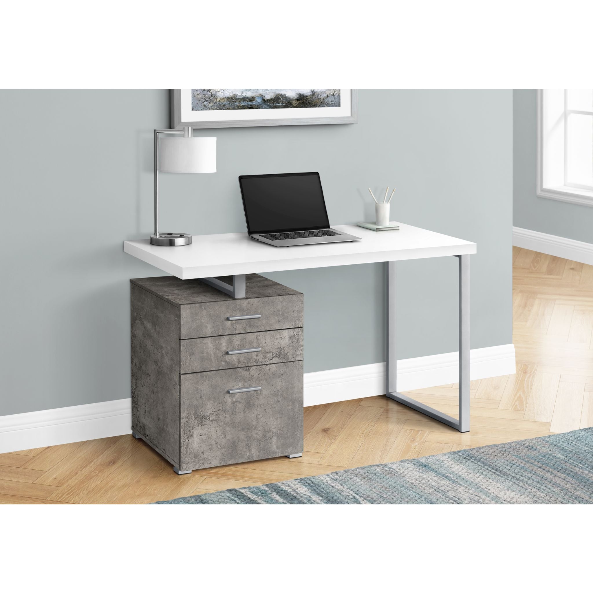 60 Inch Large Computer Desk for Home Office - Modern Writing Workstation with Sturdy Frame - Perfect for Remote Work, Gaming & Study
