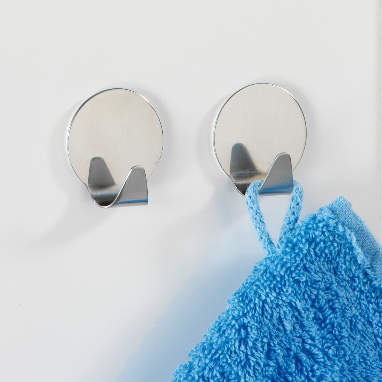 Wenko Round Wall Hooks Set of 2 - Medium Size Shiny Silver Metal Hooks for Hanging Coats, Hats & Keys - Perfect for Entryway, Bathroom & Bedroom Organization