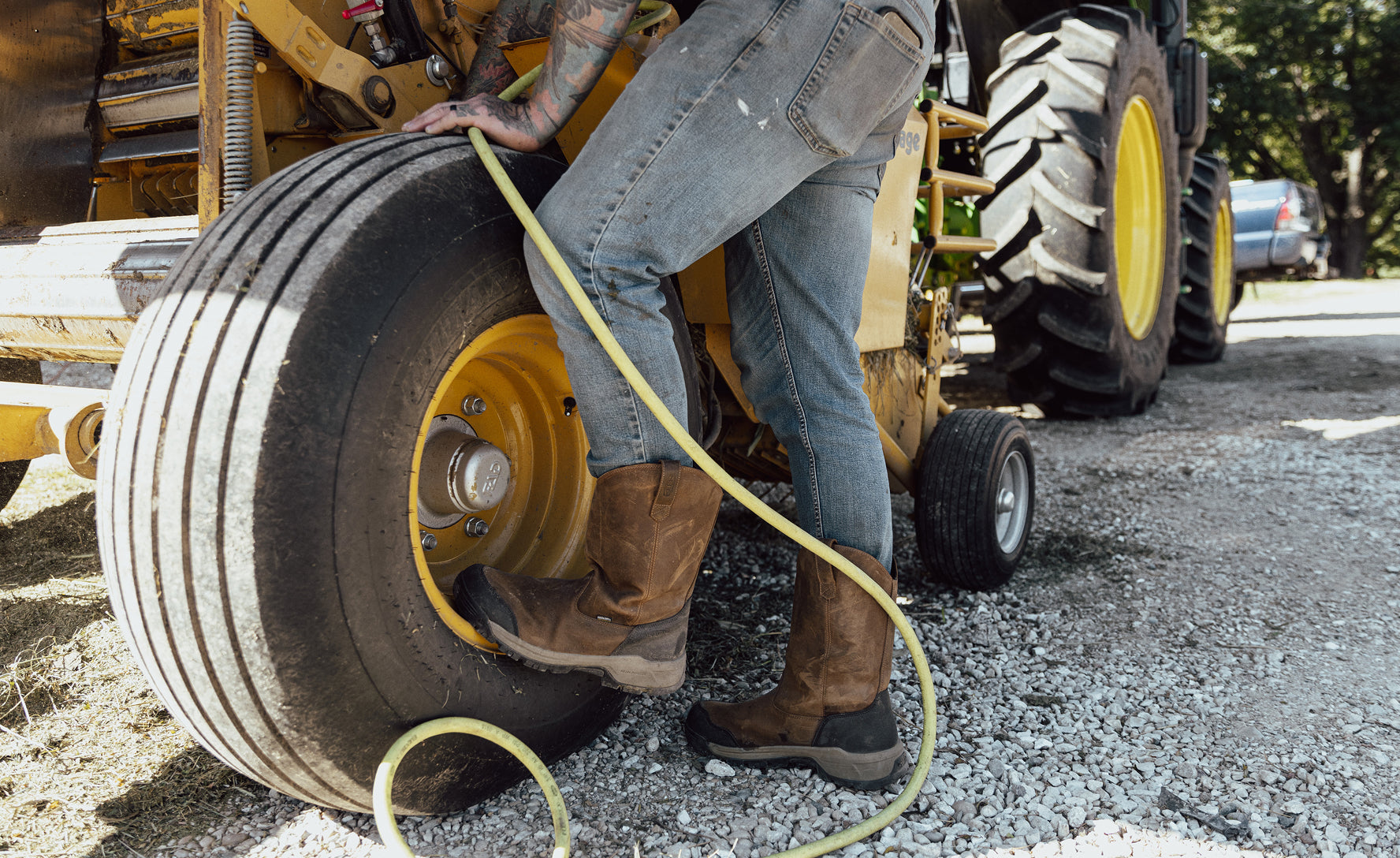 Men's Evanston Pull-On Waterproof Work Boots with Carbon Toe - Bison/Black - Ideal for Construction, Outdoor Work & Winter Wear