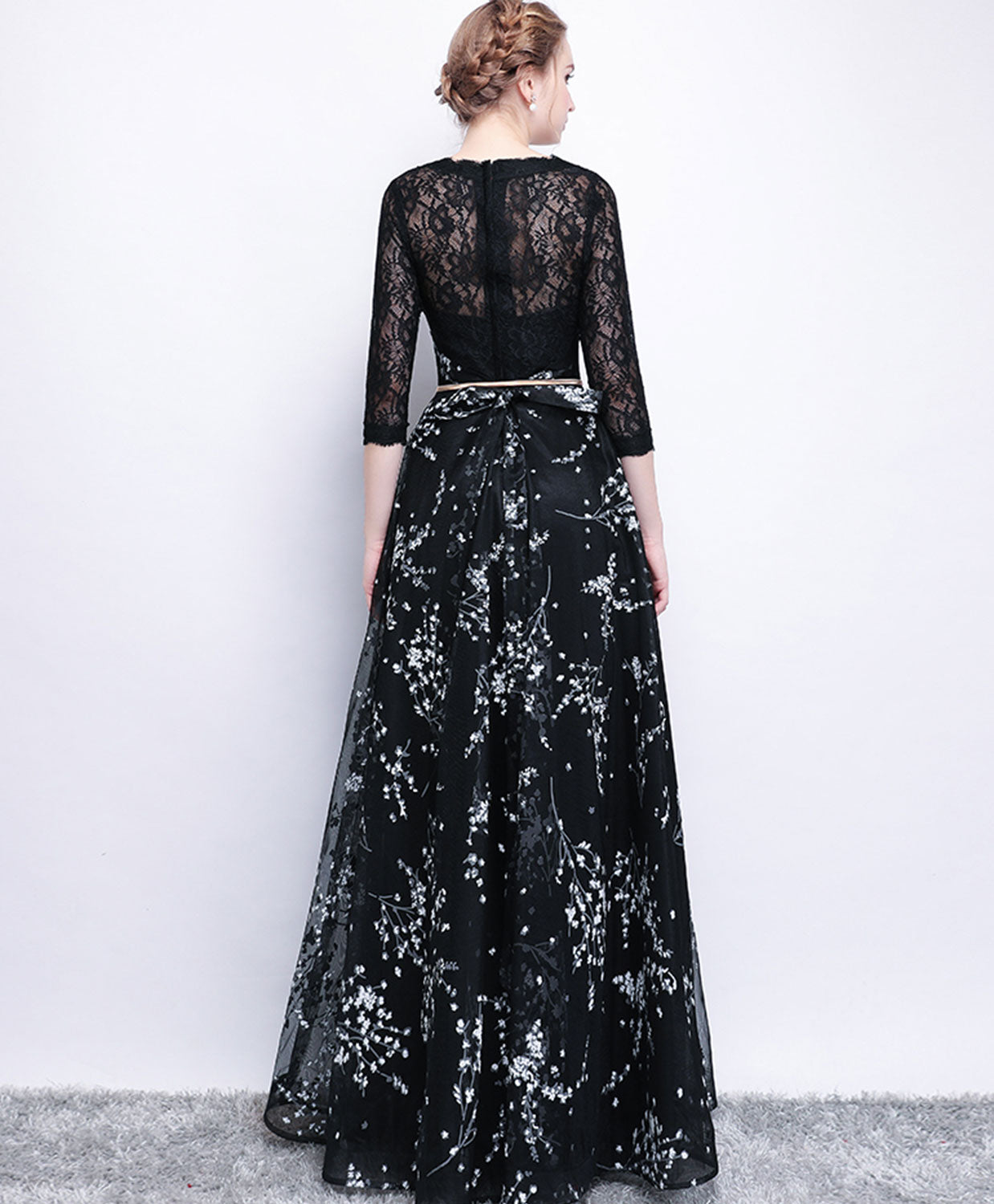 Elegant Black Lace Long Prom Dress with Long Sleeves - Formal Evening Gown for Homecoming, Wedding, and Special Occasions