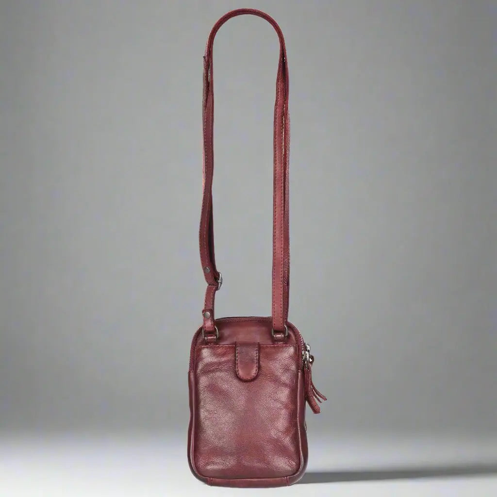 MET Small Leather Crossbody Bag for Women - Genuine Leather Purse with Adjustable Strap - Perfect for Travel, Shopping & Everyday Use