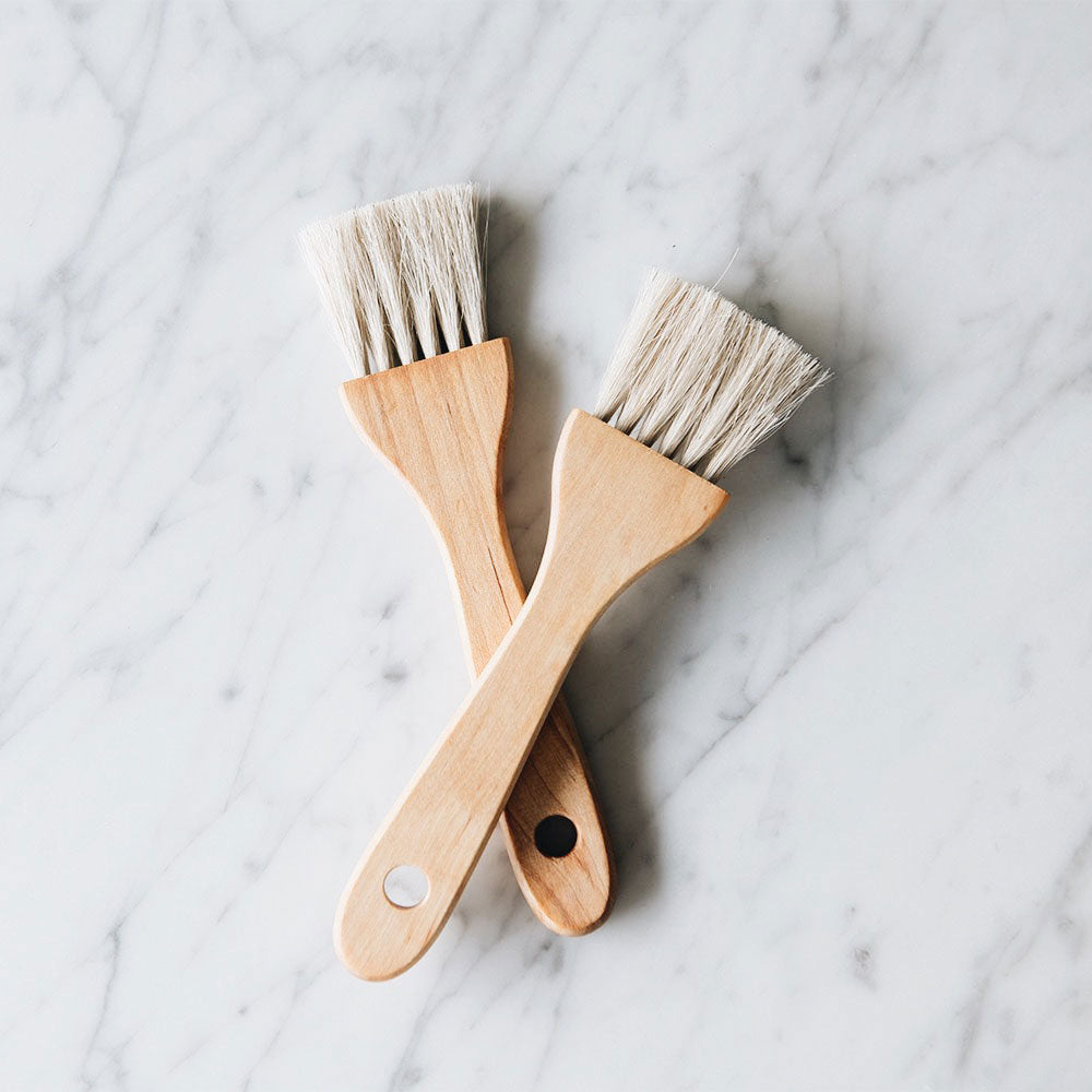 Best Pastry Brush for Baking - Silicone Basting Brush for Cakes, Bread, Cookies - Perfect for Glazing, Buttering & Oil Application in Home Kitchen & Professional Baking