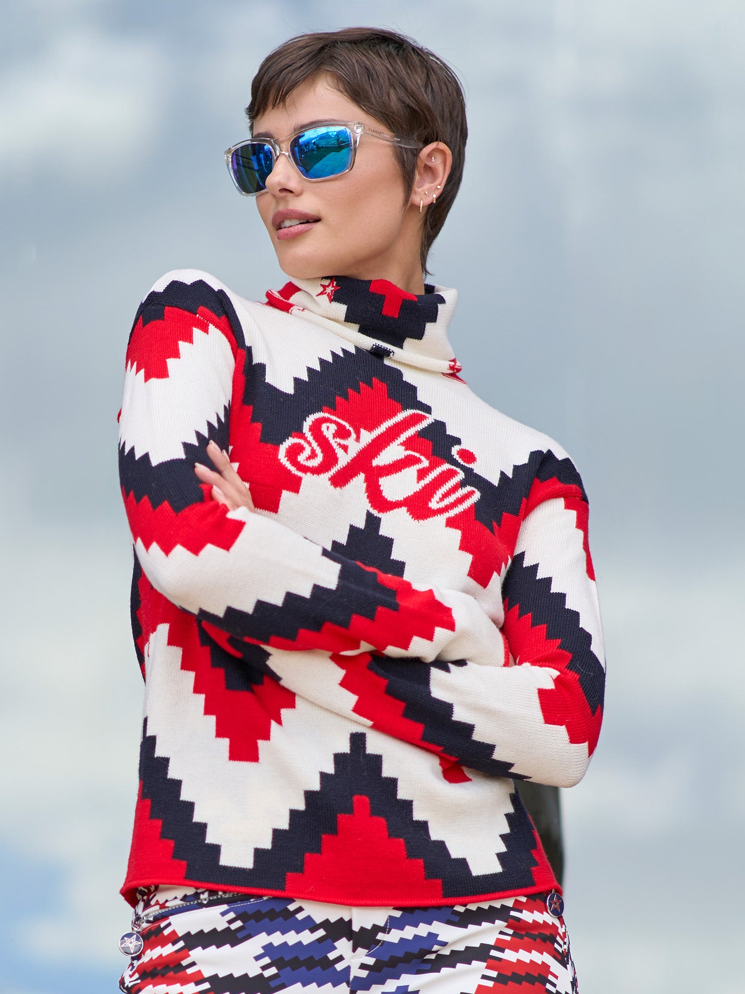 Chevron Pattern Ski Sweater for Women & Men - Warm Winter Knit Pullover - Perfect for Skiing, Snowboarding & Cozy Winter Outfits