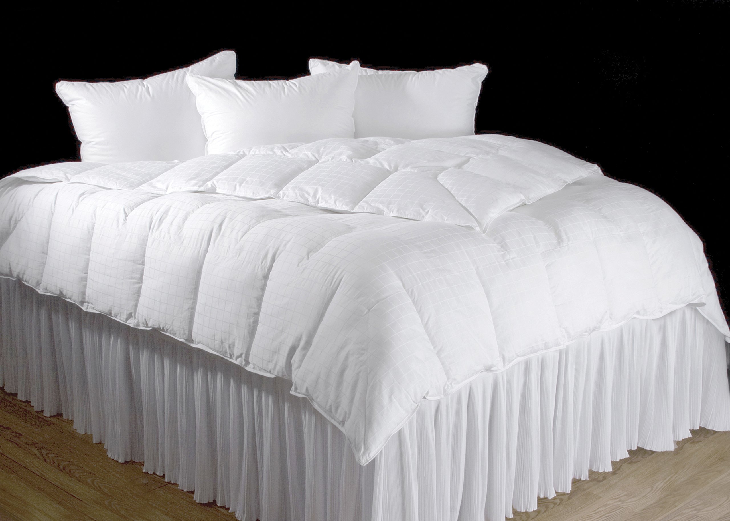 Premium Down Alternative Comforter - Full Size, All-Season Warmth, Hypoallergenic & Breathable - Perfect for Bedroom, Guest Room, Dorm, and Hotel Use - White