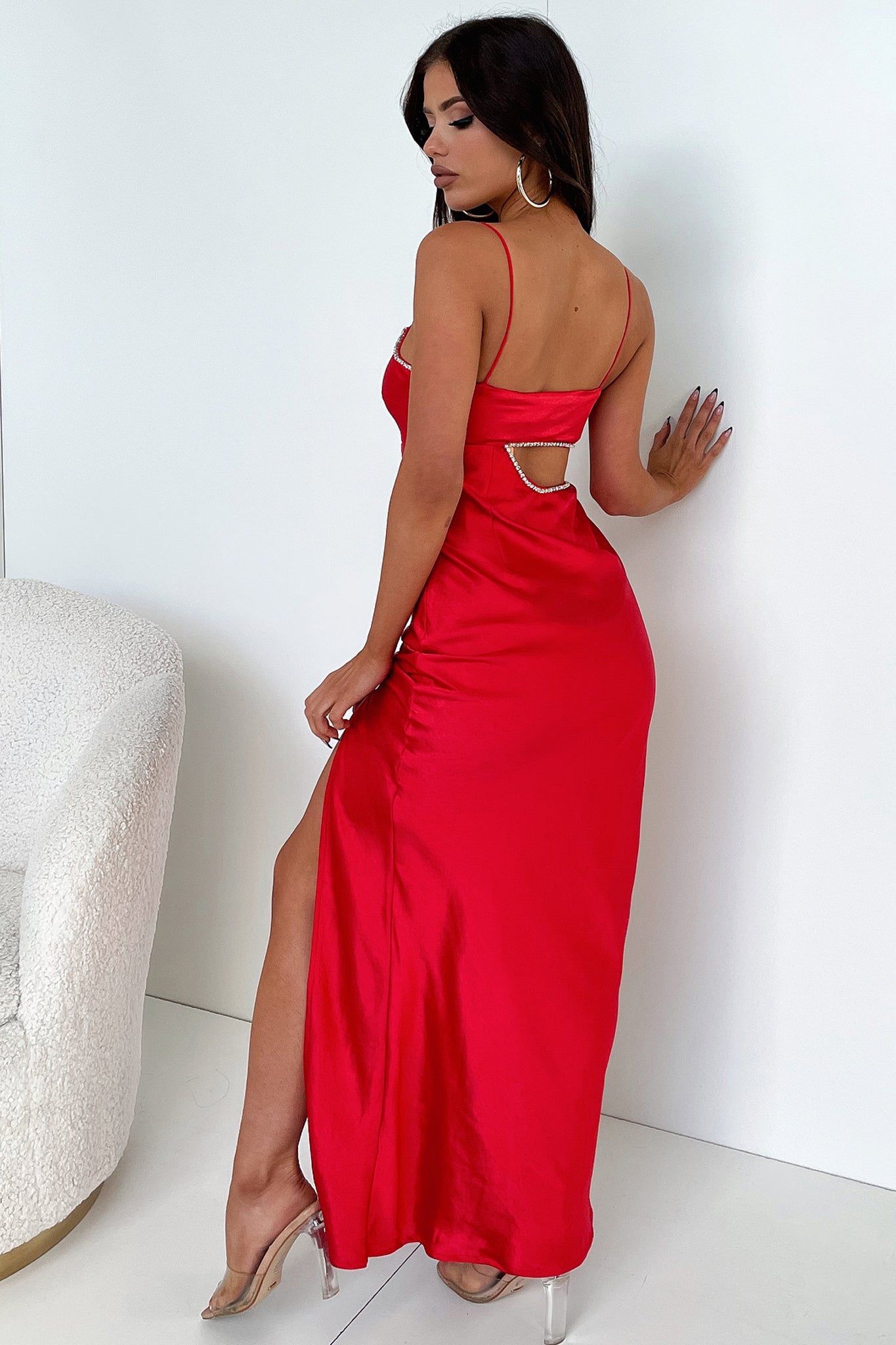 Kiara Women's Maxi Dress - Flowy Long Summer Dress with V-Neck & Side Slits, Red | Perfect for Beach, Vacation, and Casual Outings