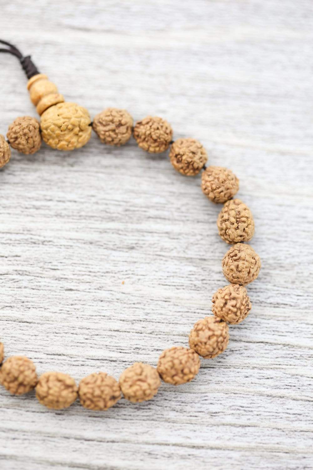 Authentic Rudraksha Healing Mala Bracelet for Meditation, Yoga & Spiritual Protection – Handmade Natural Beads for Stress Relief & Positive Energy