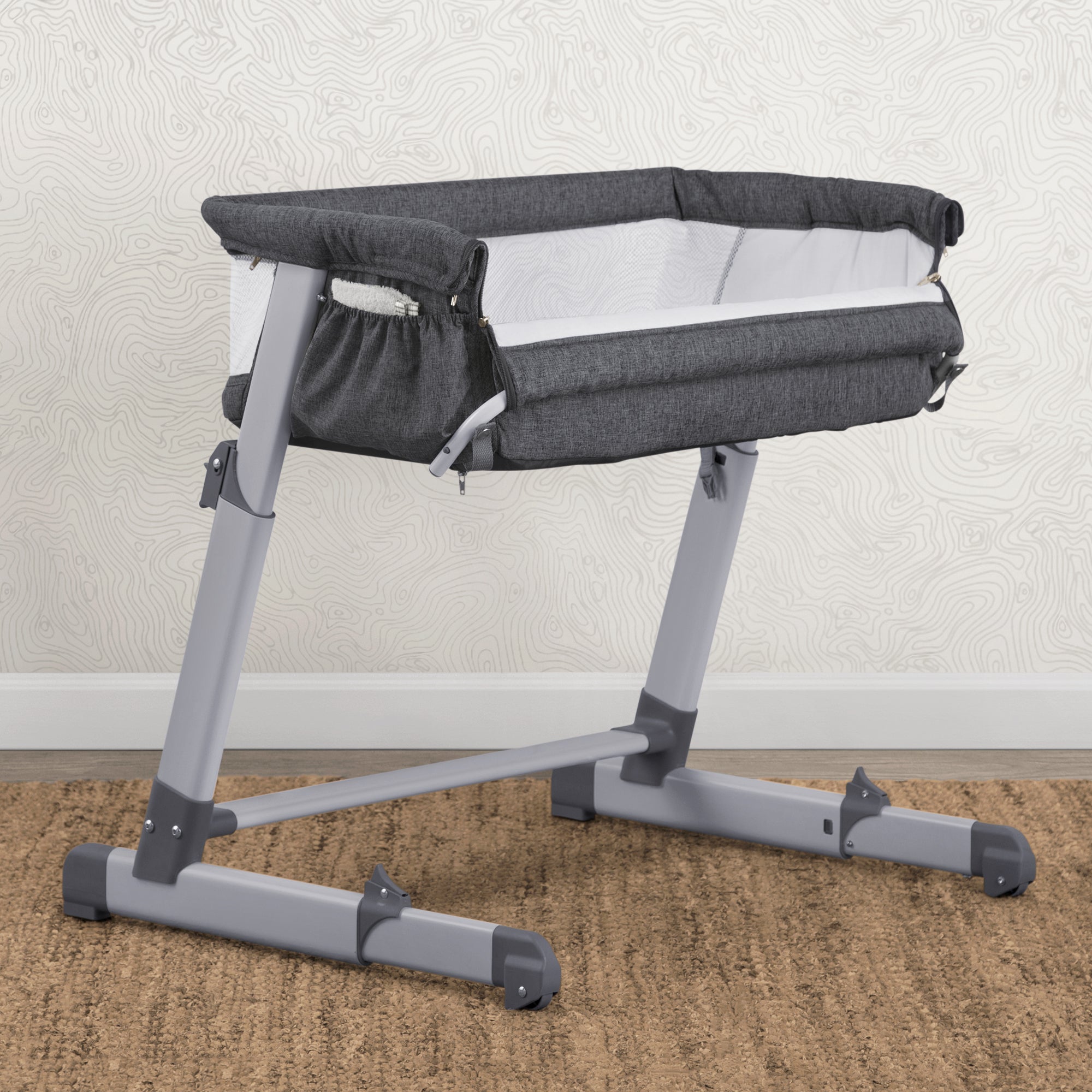 Portable Baby Bassinet for Newborns - Lightweight & Safe Crib with Breathable Mesh Sides | Perfect for Nursery, Bedside Co-Sleeping & Travel