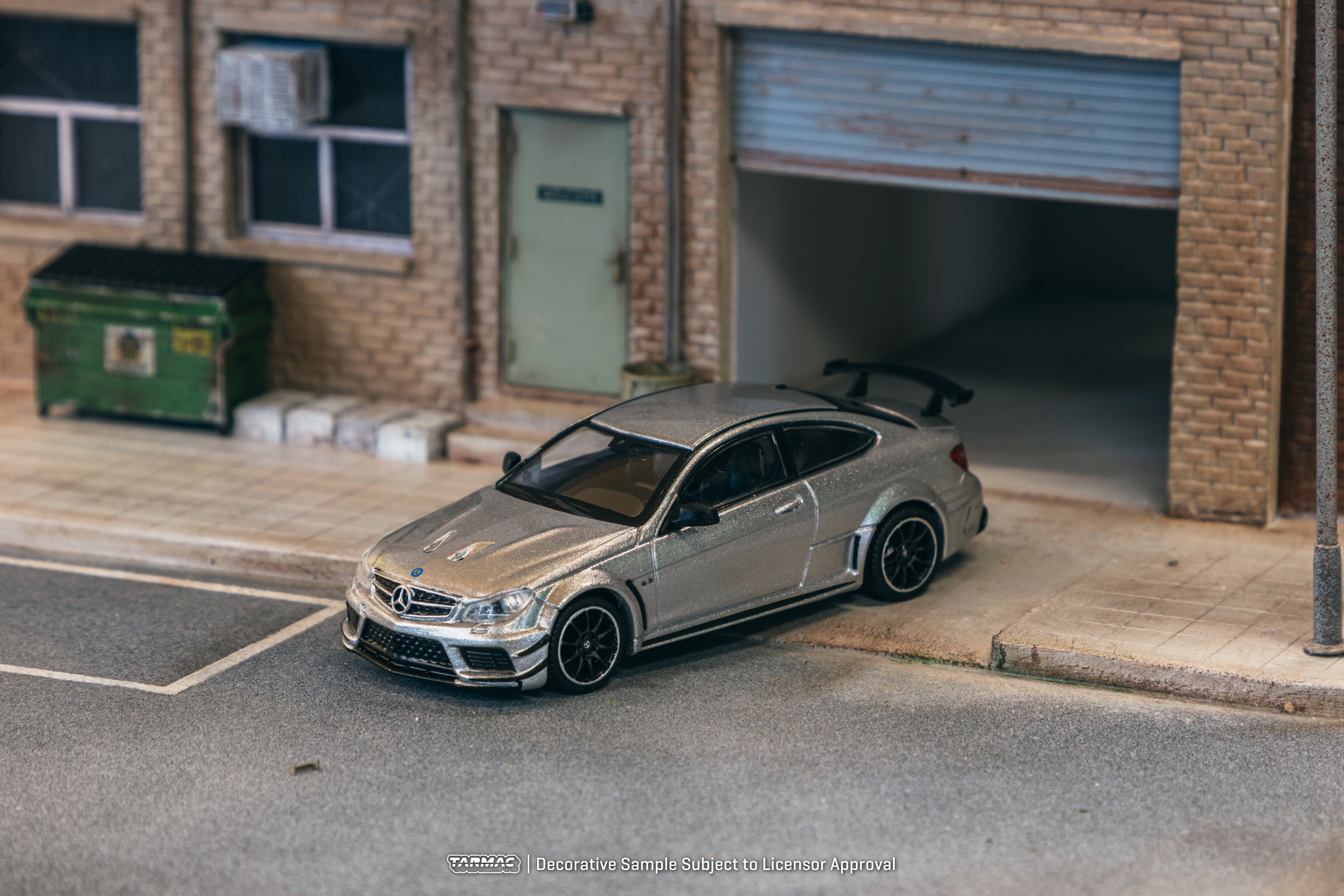 Tarmac Works 1/64 Scale Mercedes Benz C63 AMG Coupe Black Series Diecast Model Car - Silver Metallic Finish | Collectible Miniature Vehicle for Display & Racing Scenes | Perfect for Diecast Collectors & Car Enthusiasts