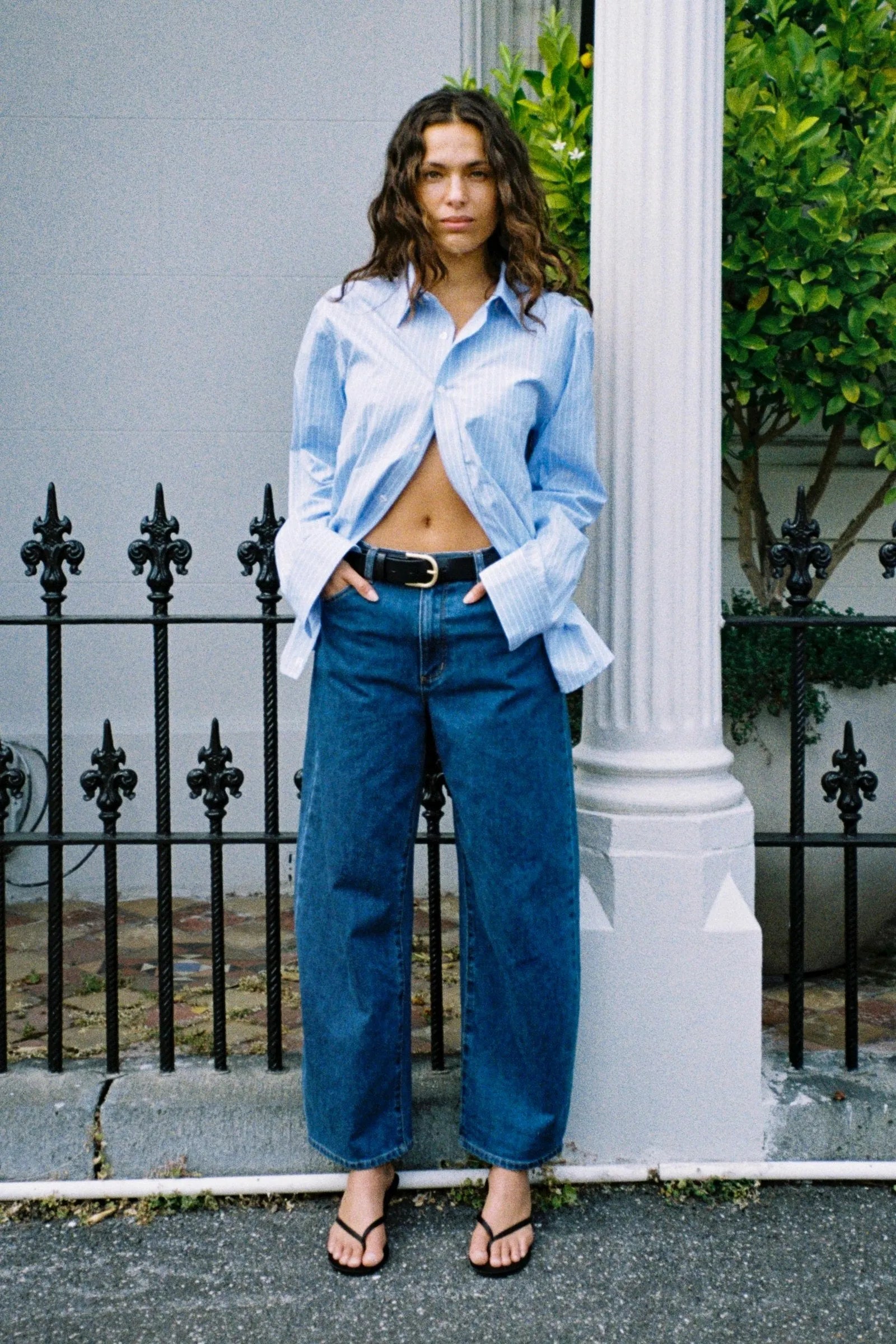 Gigi Forever Blue Mid Rise Barrel Jeans for Women - Stylish Comfort for Casual Outings & Everyday Wear