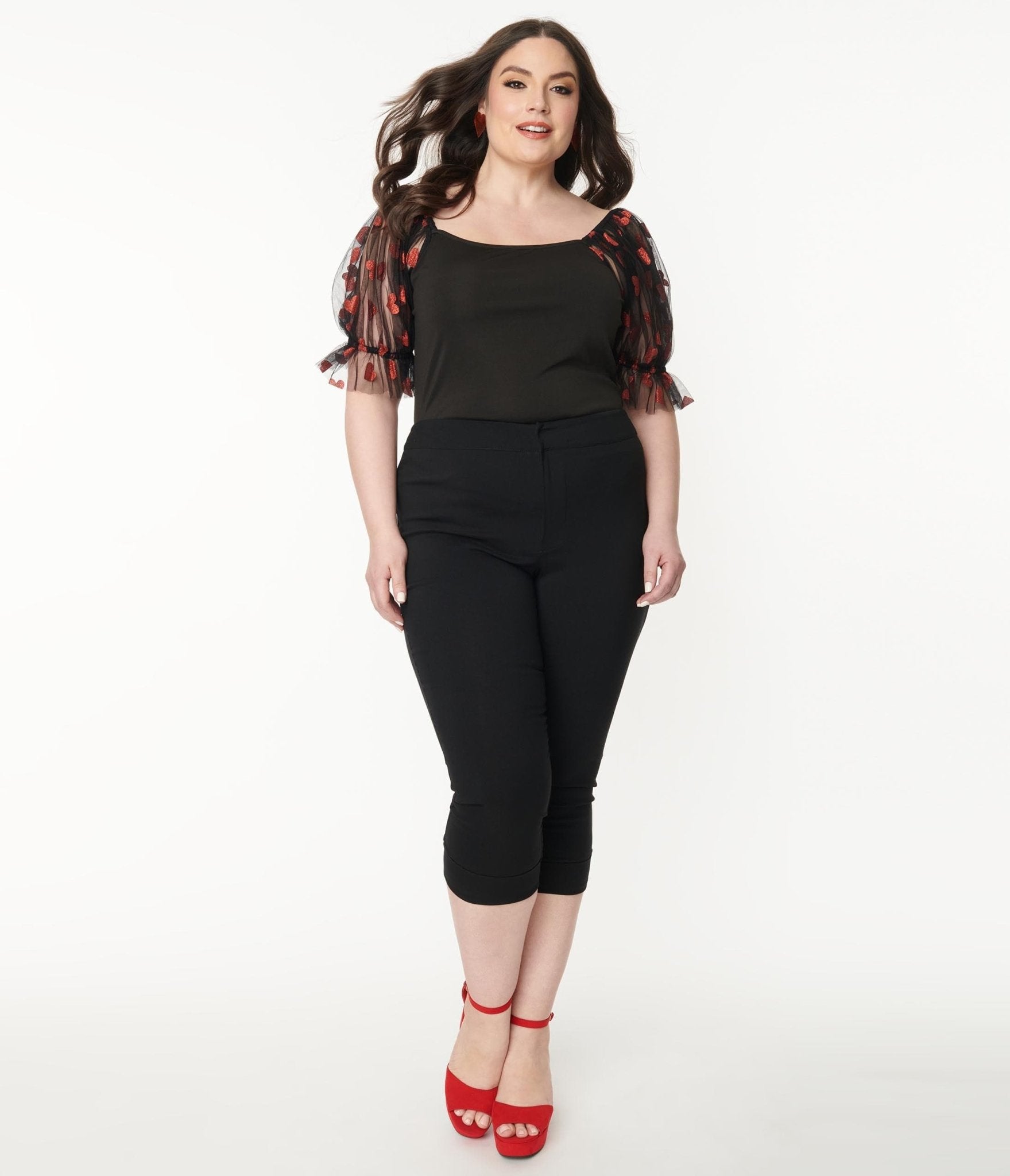 Smak Parlour Plus Size Black Heart Pocket Capri Pants - Stylish & Comfortable for Casual Wear, Work & Everyday Outfits