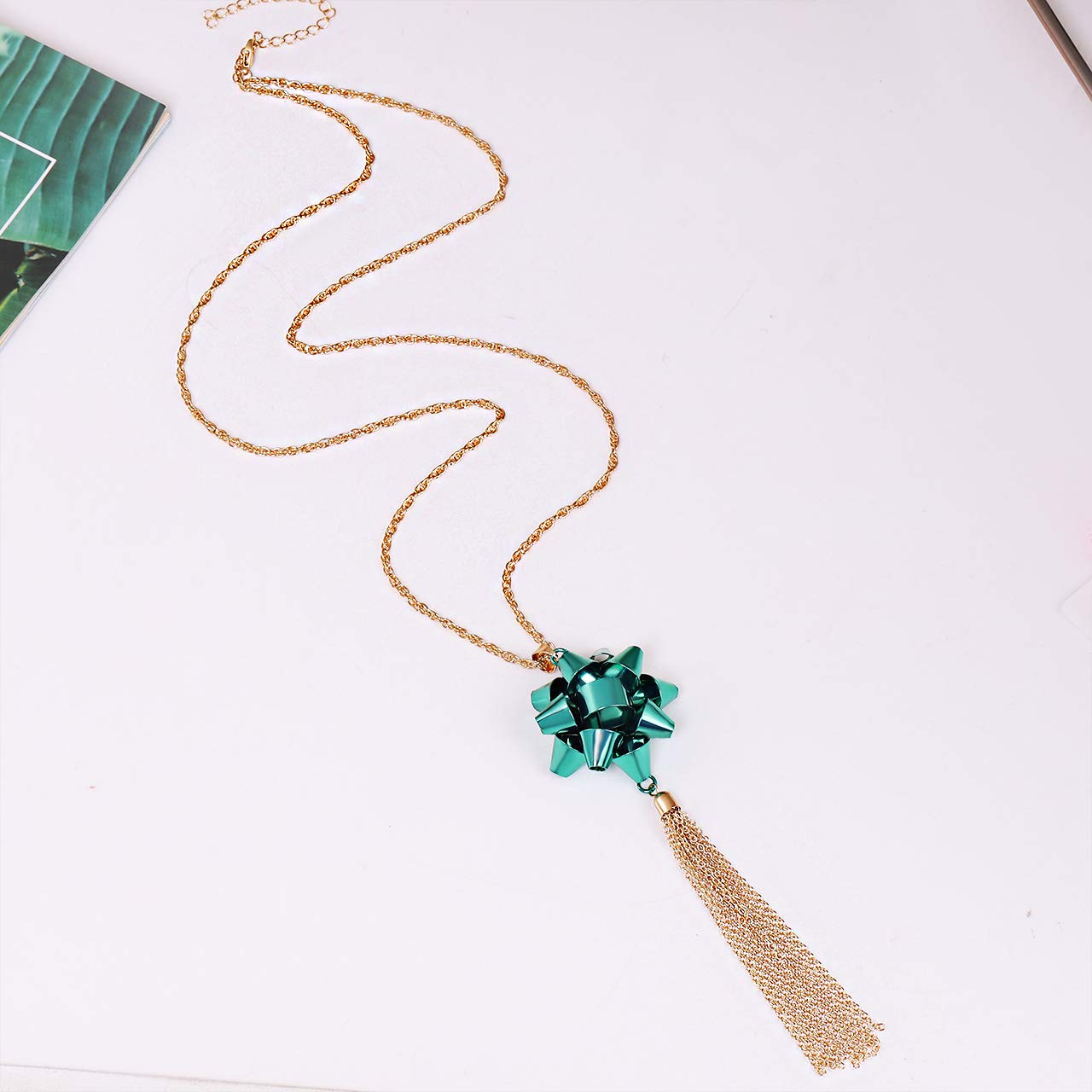 Elegant Christmas Necklace for Women - Xmas Gift with Bow Pendant & Tassel Chain - Perfect for Holiday Parties, Gift Exchanges & Festive Outfits