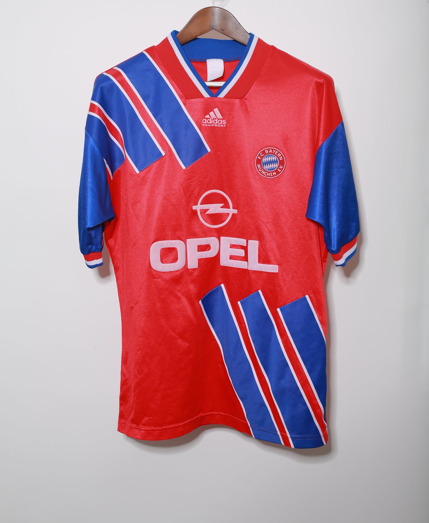1993-94 Bayern Munich Home Jersey (Size L) - Vintage Football Shirt for Fans, Collectors & Retro Sports Enthusiasts - Perfect for Matches, Gifts & Memorabilia Display
