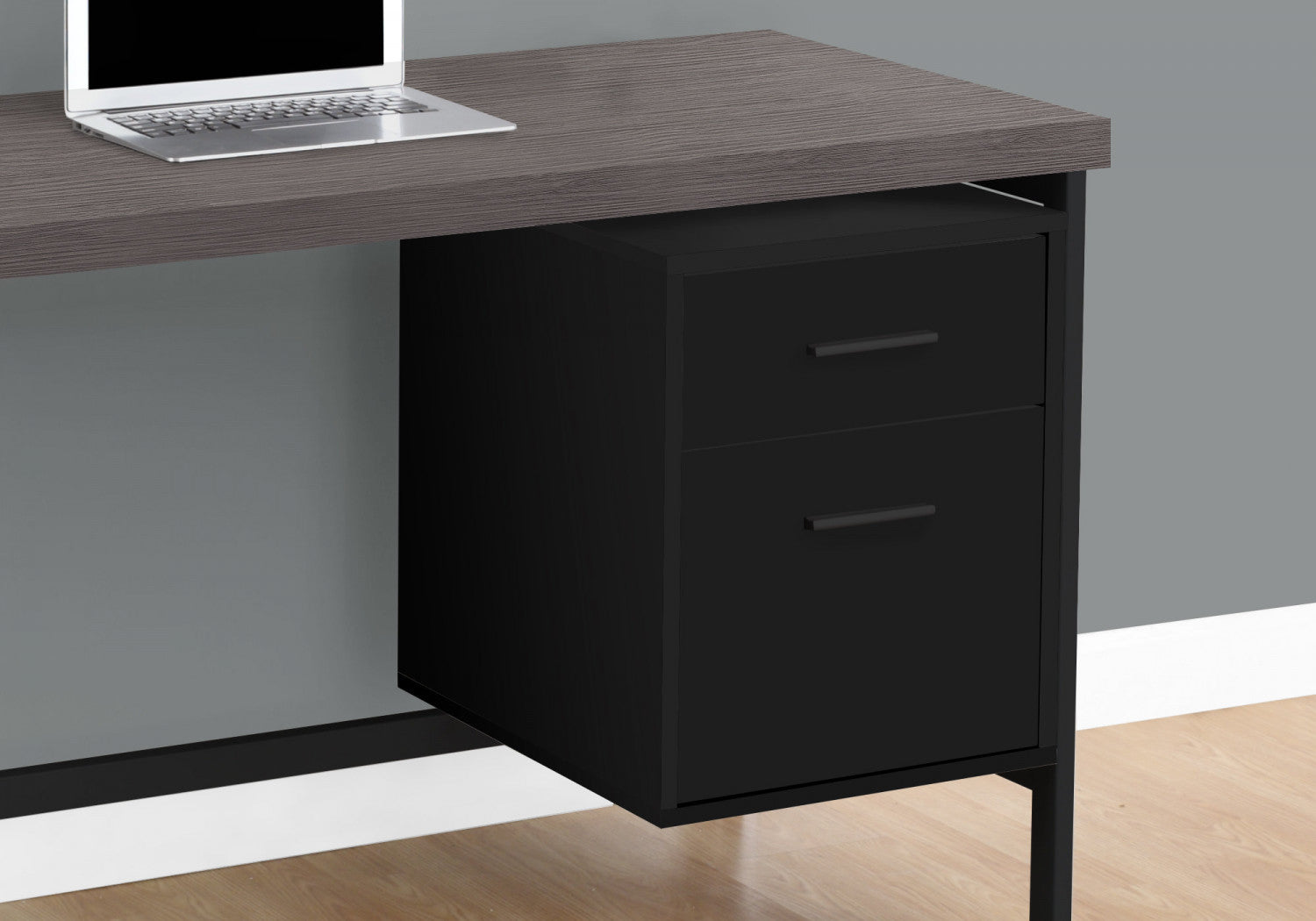 Thane Desk - Modern Black Computer Desk for Home Office, Study & Gaming - Ergonomic Writing Table with Sturdy Metal Frame - Perfect for Small Spaces & Workstations