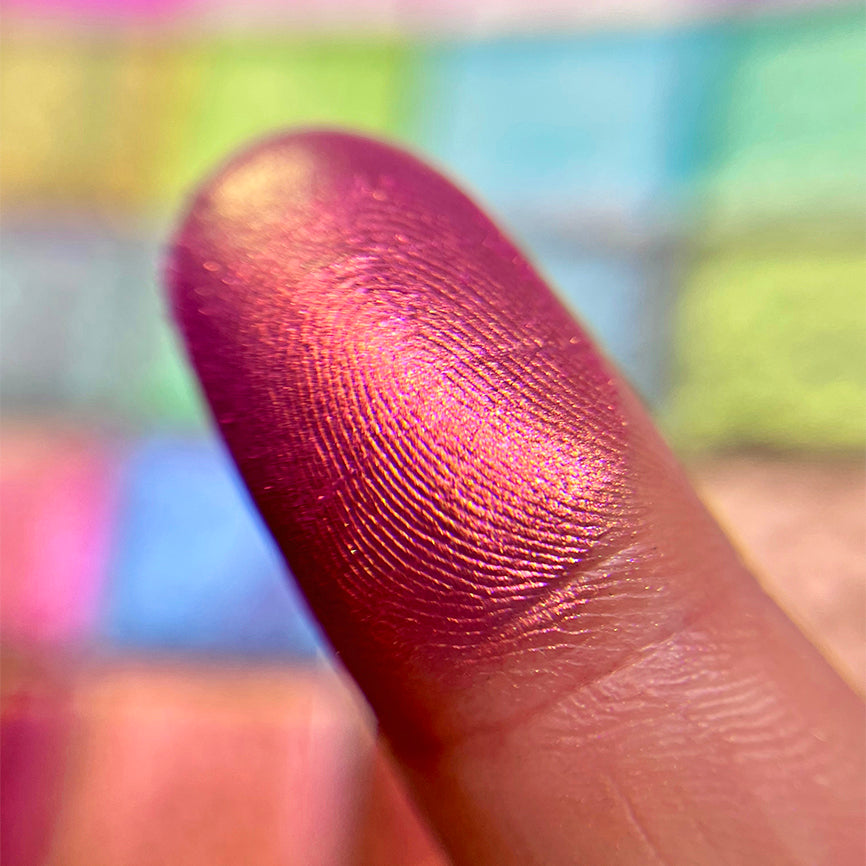 Cinder Electric Multichrome Pigment - Vibrant Metallic Cosmetic Powder for Eyeshadow, Nail Polish & Body Art | Perfect for Makeup Artists, DIY Beauty & Festival Looks