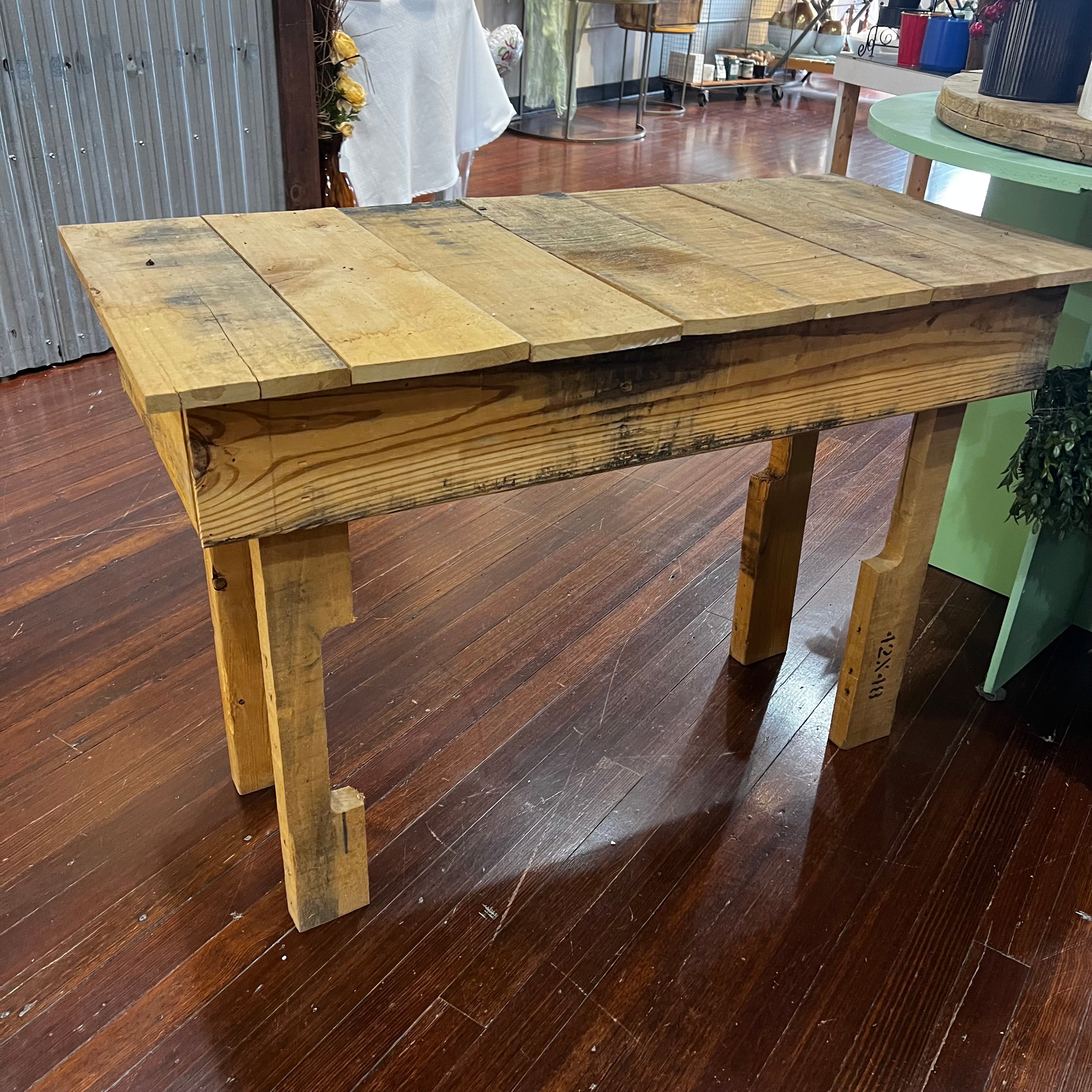 Small Pallet Table - Rustic Wood Coffee Table with Storage Shelf for Living Room, Patio, or Dorm | Industrial Style Furniture for Home Decor