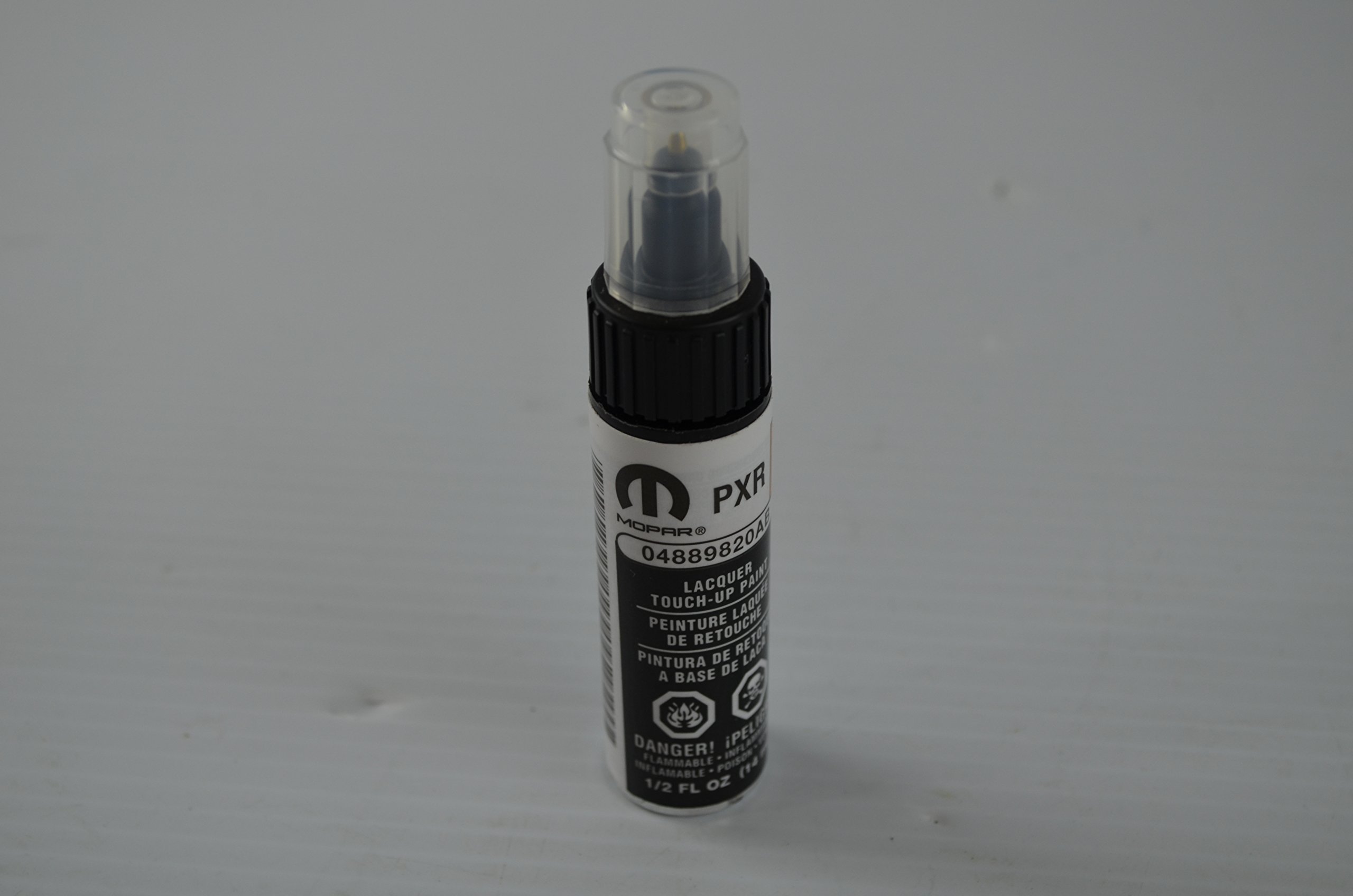 Mopar Performance 4889820AB Automotive Touch-Up Paint - Exact Match for MOPAR Vehicles | Perfect for Scratches, Chips & Minor Repairs | Car, Truck & SUV Use