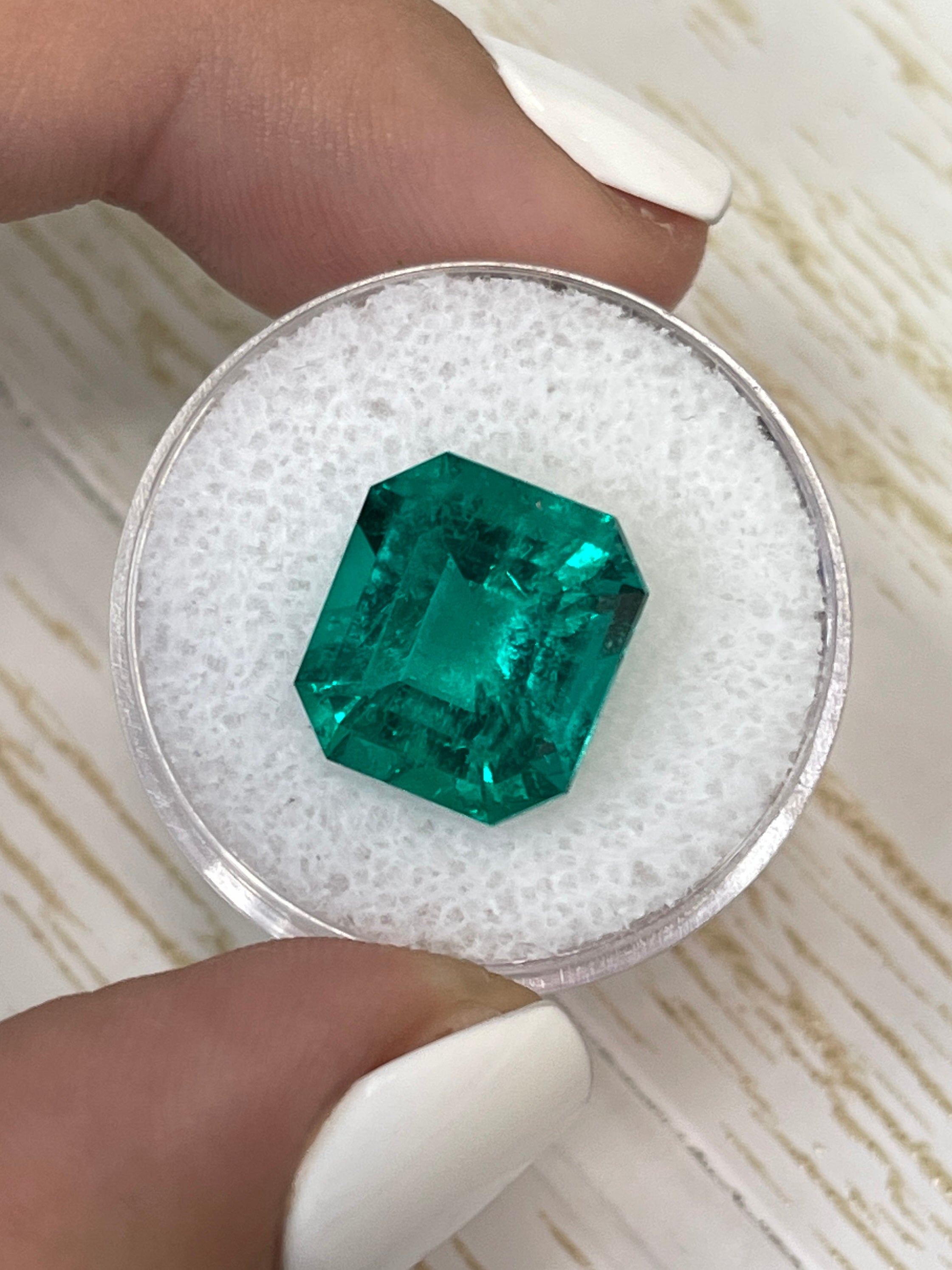 7.51 Carat GIA Certified 13x12mm Natural Loose Colombian Emerald - Emerald Cut, Investment Grade Gemstone for Jewelry Making, Engagement Rings & Luxury Collections