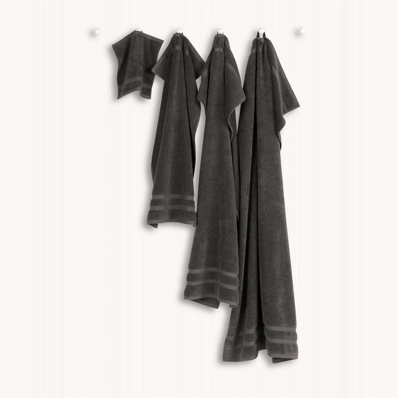 Christy Signum Combed Cotton Bath Towel - Soft, Absorbent & Quick-Drying - Ash Grey - Perfect for Spa, Gym & Luxury Bathrooms