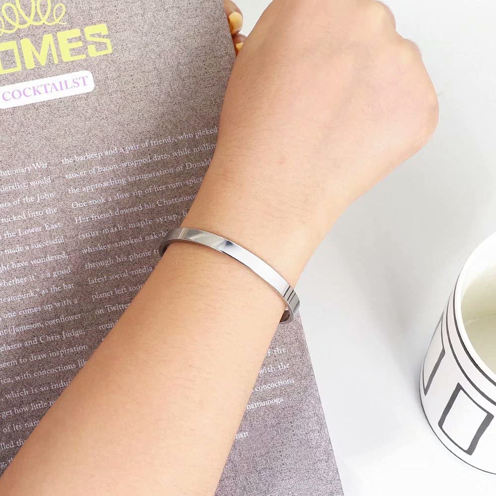 MOOHAM Inspirational Bracelets for Women - Engraved Quote Stainless Steel Jewelry, Birthday Christmas Gifts for Best Friend, Daughter, Son, Sister, Niece, Mom & Coworkers | Motivational Gift for Everyday Wear & Special Occasions