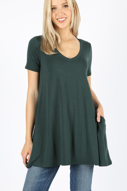 Women's Short Sleeve V-Neck T-Shirt with Pockets - Casual Comfort Top for Everyday Wear, Work & Weekend Outings