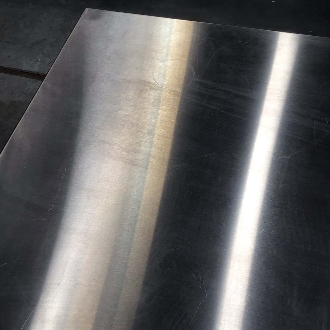 Premium Stainless Steel Pass-Through Cabinet with Casters - STHT 1200S - Ideal for Commercial Kitchens, Restaurants & Food Service Areas
