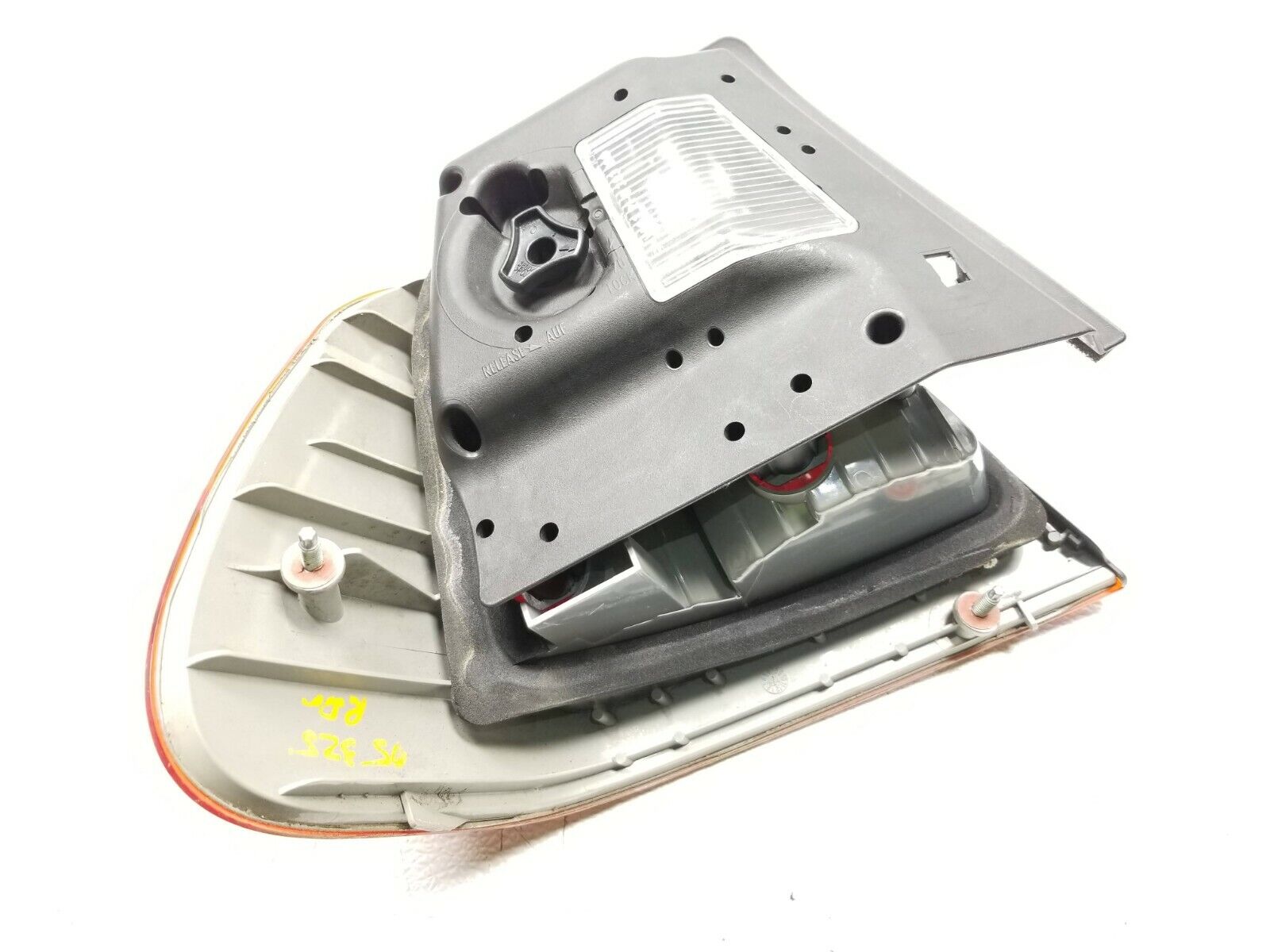 BMW E46 Sedan Right Passenger Tail Light OEM Replacement - Perfect for 2001-2005 Models | Upgrade Your Car Lighting for Night Driving Safety