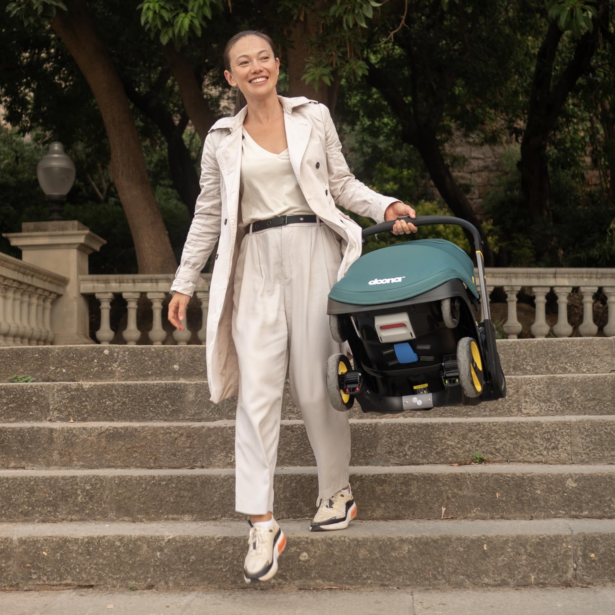 Doona Infant Car Seat & Stroller All-in-One Travel System - Lightweight Convertible Baby Carrier with 5-Point Safety Harness | Perfect for Air Travel, City Commutes & Family Outings