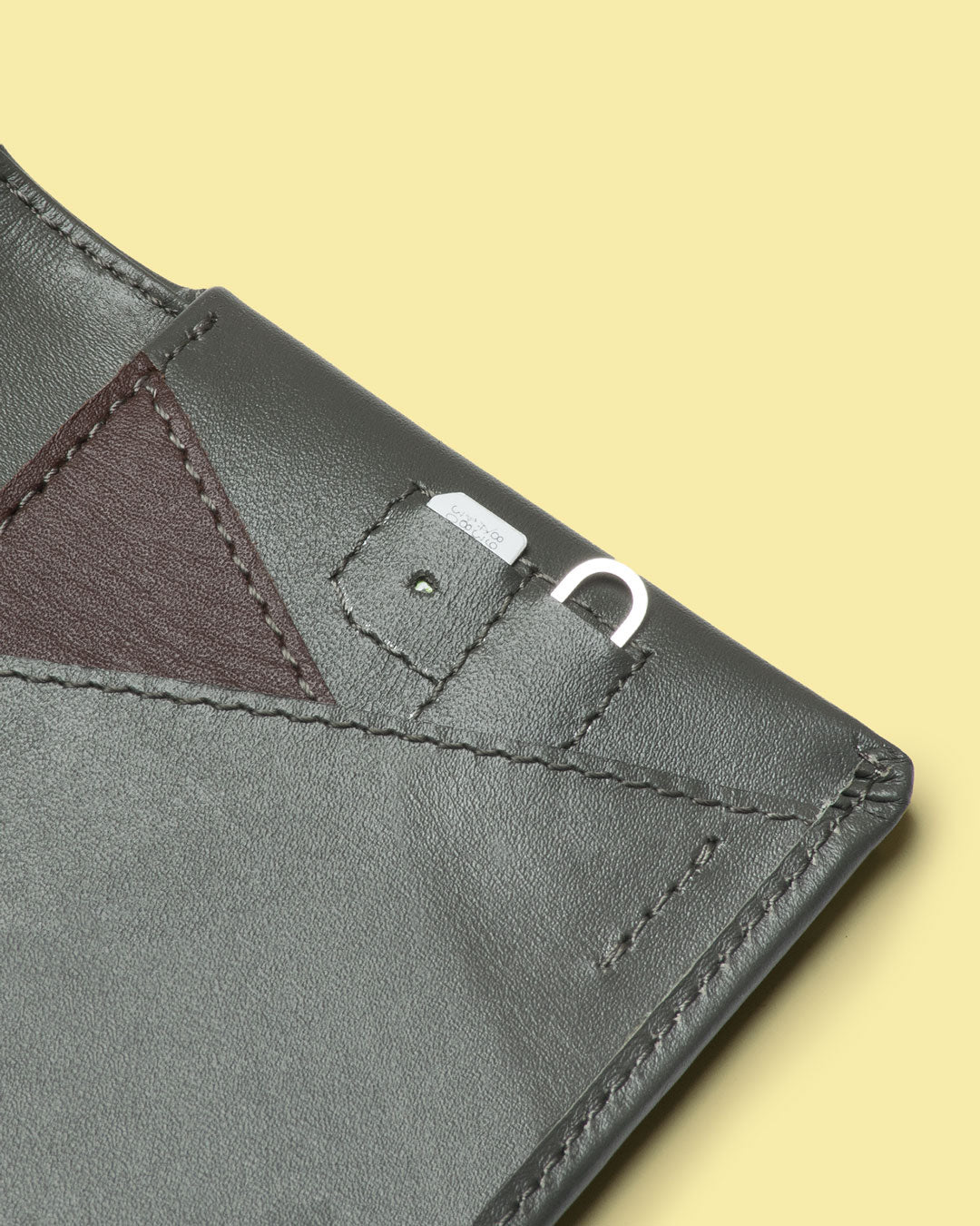 Premium RFID Blocking Gravity Bifold Wallet for Men - Slim Leather Money Clip & Card Holder - Perfect for Travel, Business & Everyday Use