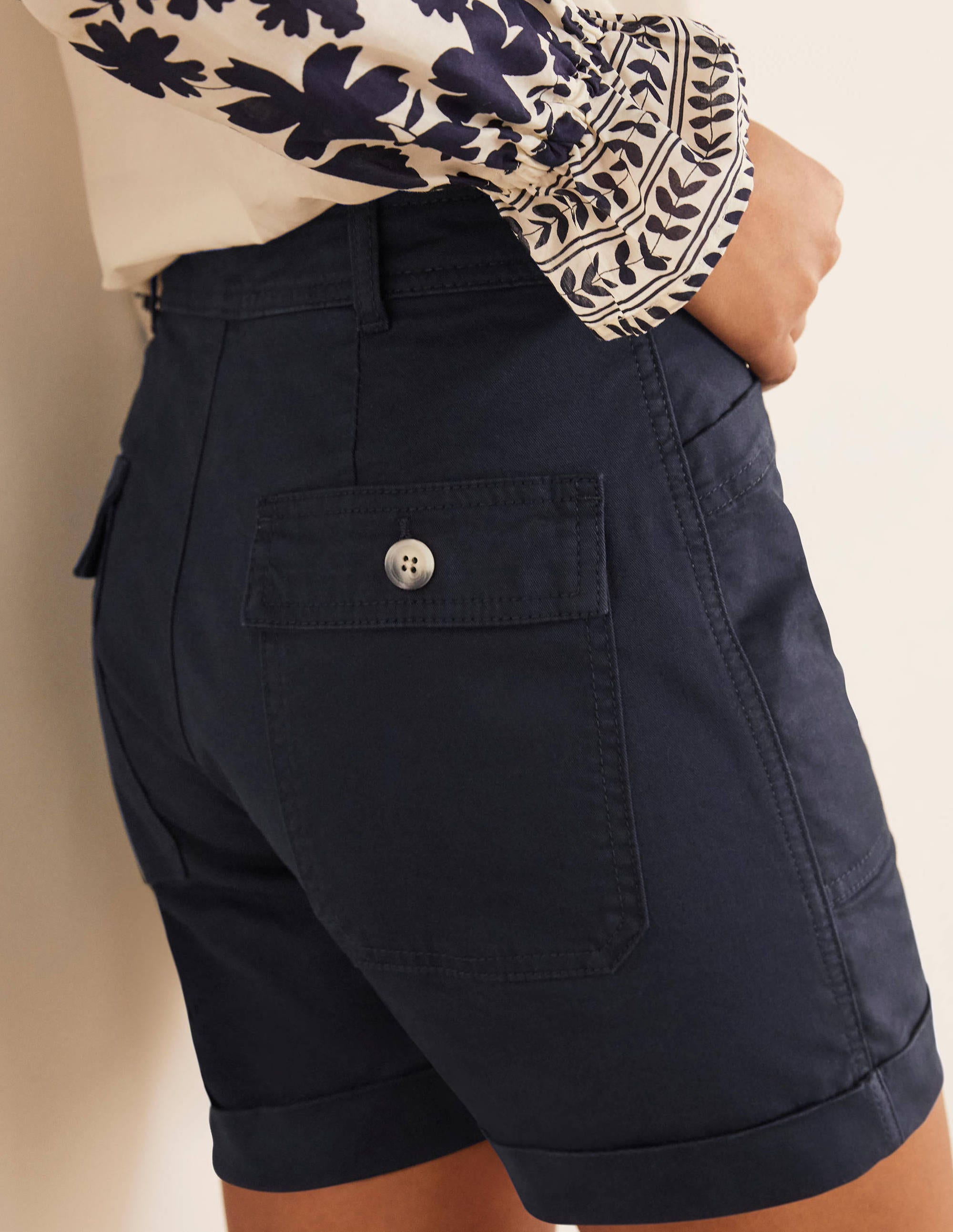 Men's Abingdon Navy Blue Shorts - Comfortable Casual Wear for Summer, Outdoor Activities & Travel