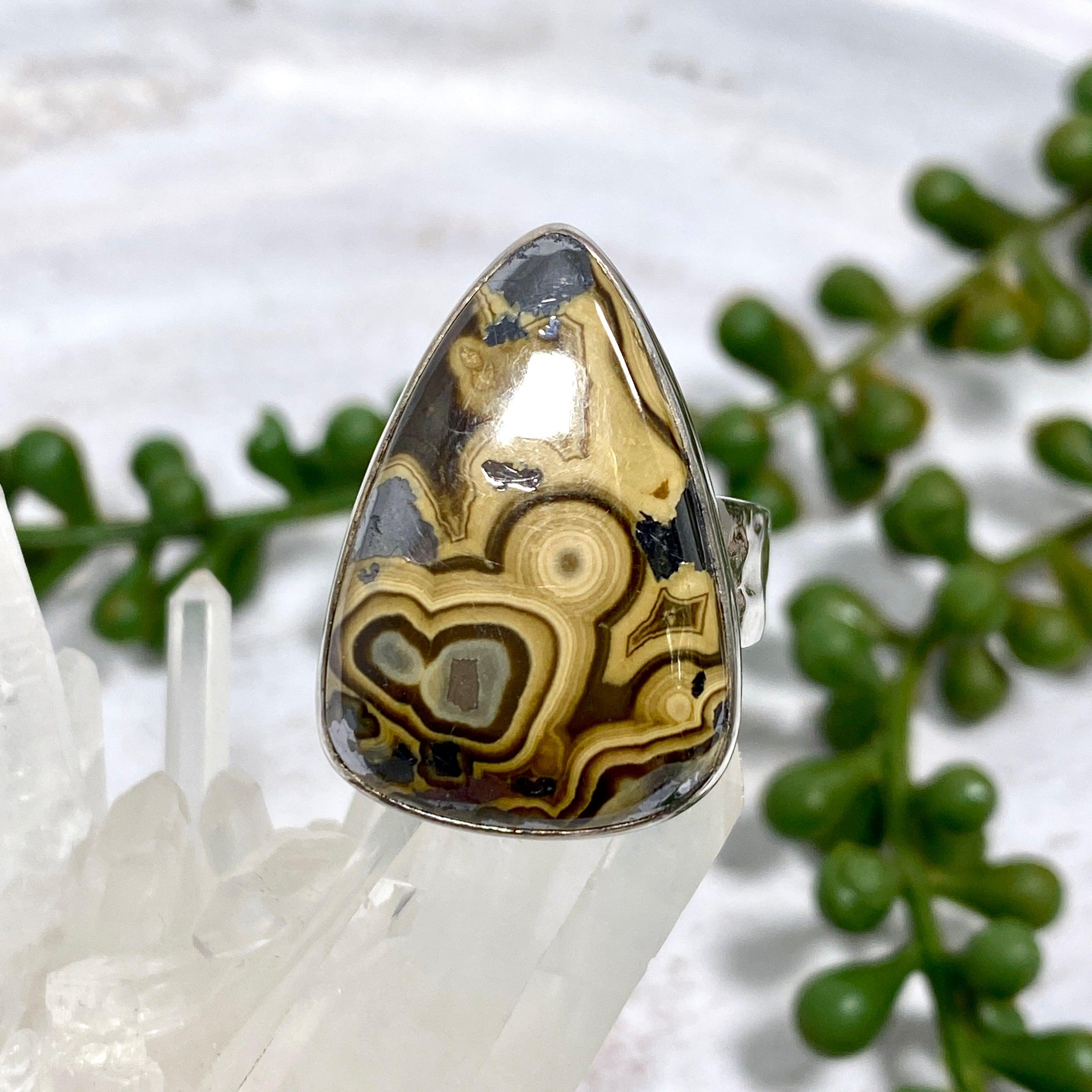 Vintage Teardrop Beaten Band Ring - Size 9 - KRGJ1648 - Perfect for Boho Chic Style & Everyday Wear