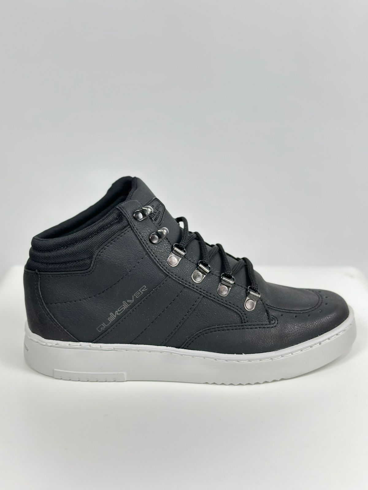 Quiksilver Men's Jax III BKW Black Hiking Boots - Durable & Comfortable for Outdoor Adventures, Hiking, and Casual Wear