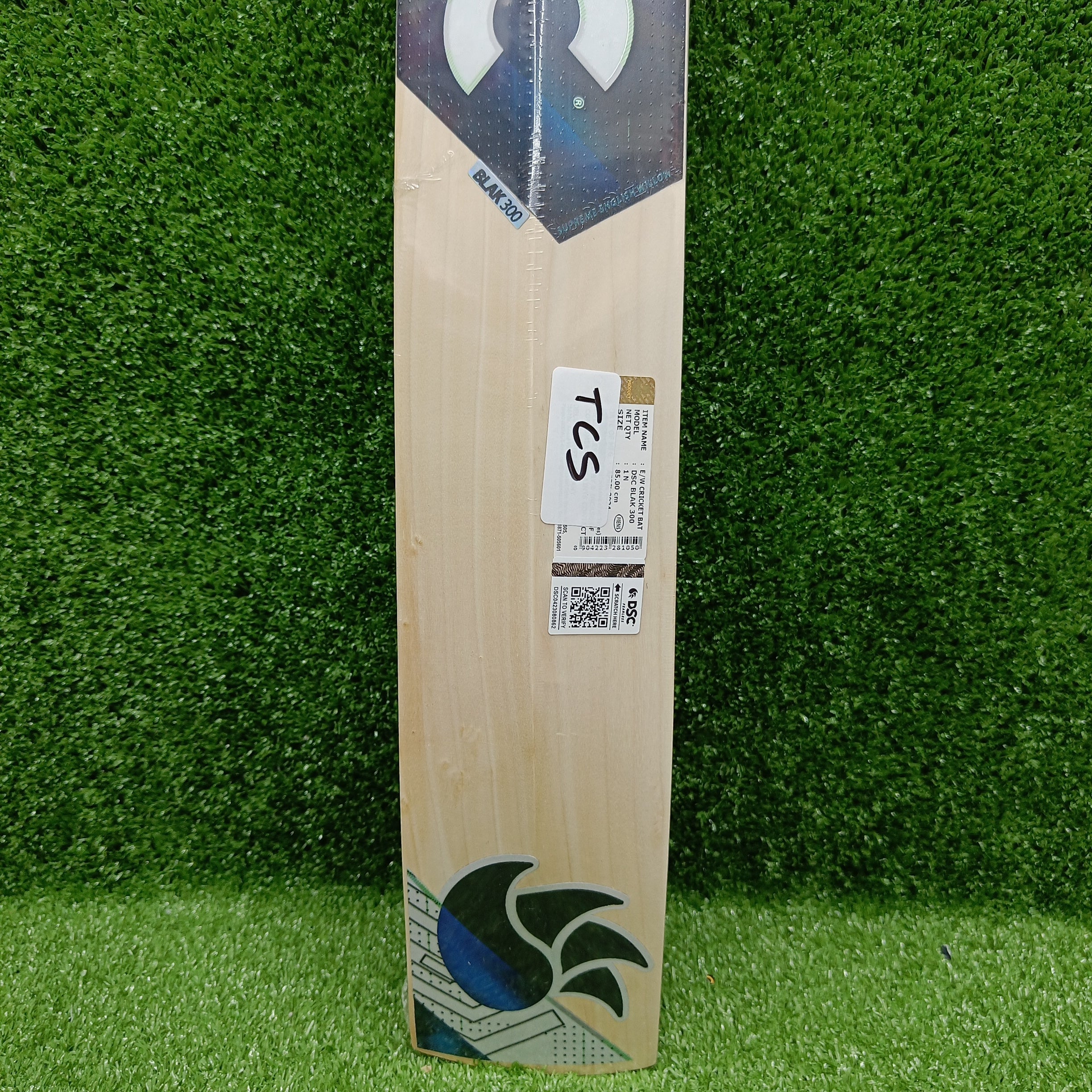 Premium DSC BLAK 300 English Willow Cricket Bat - Professional Grade for Matches & Training - Perfect for Club Players & Tournament Use