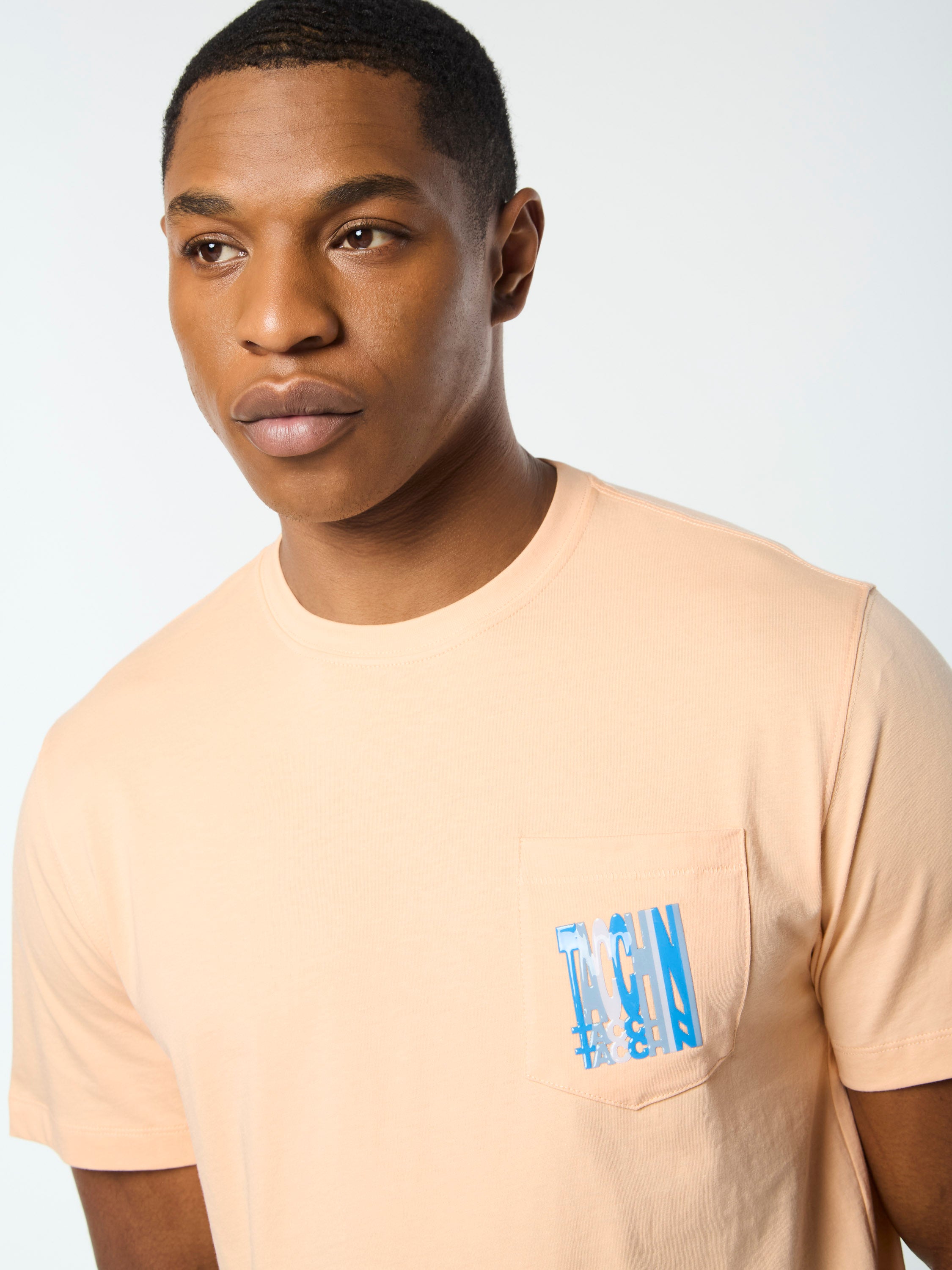 Urso T-Shirt for Men - Comfortable Beach & Summer Casual Wear - Perfect for Vacations, Outings, and Relaxing by the Sand