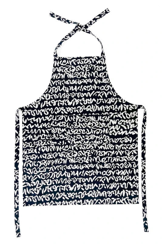Premium See Design Apron, Pot Holder & Oven Mitt Set - Kitchen Cooking & Baking Essentials for Home Chefs & BBQ Enthusiasts
