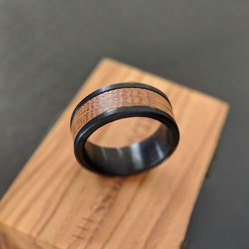 Tungsten Whiskey Barrel Ring for Men - Black Bourbon Wood Wedding Band - Durable & Unique Mens Ring - Perfect for Grooms, Anniversary Gifts & Whiskey Lovers