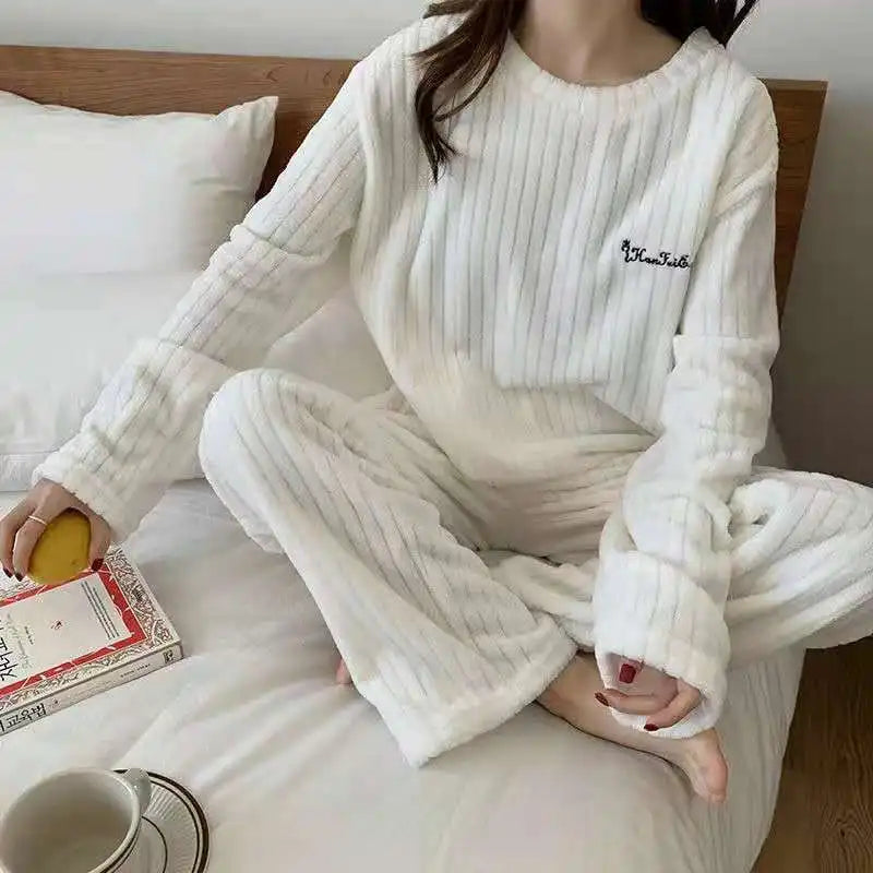 Women's 2-Piece Fleece Pajama Set - Soft Velvet Ribbed Pullover & Pants for Fall/Winter | Cozy Casual Loungewear for Home, Sleep & Relaxation