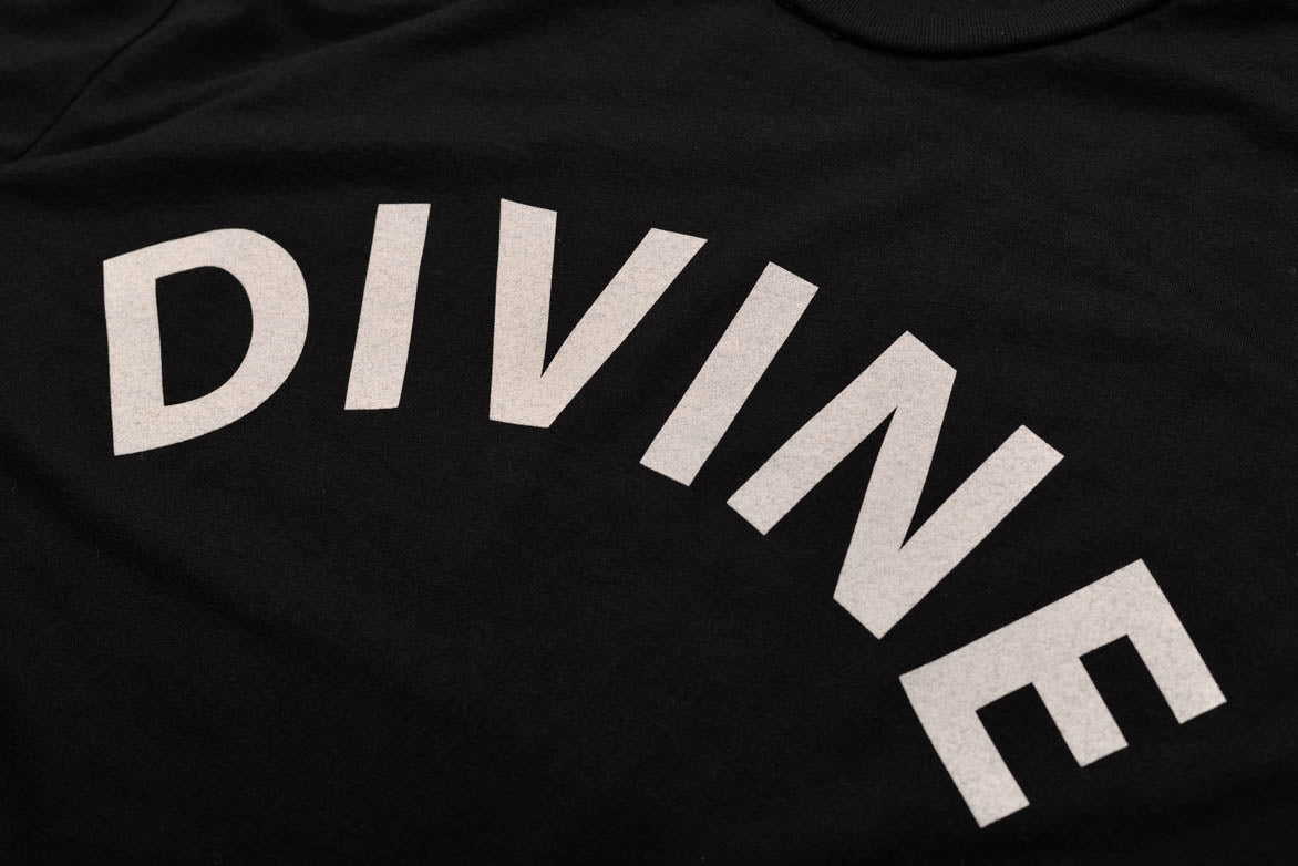 Divine Tee - Soft Black Cotton T-Shirt for Men & Women | Casual Wear, Street Style, Everyday Comfort
