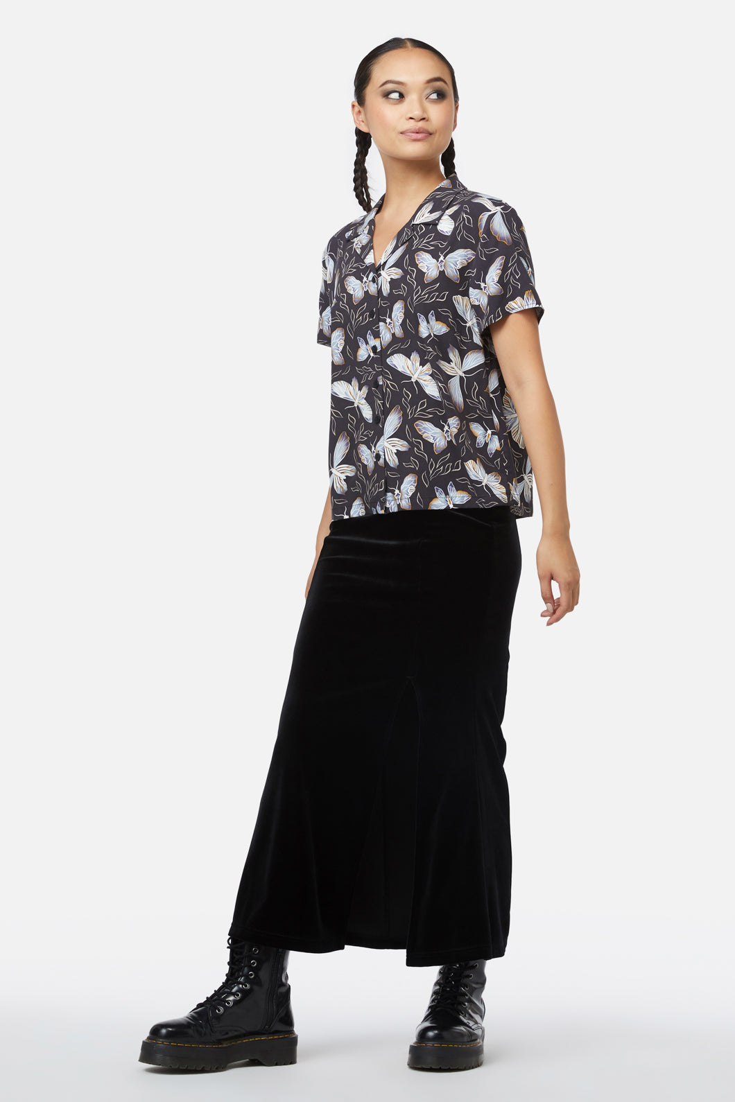 Stylish Larvae Print Blouse for Women - Trendy Floral Insect Design Casual Shirt - Perfect for Spring Outfits, Office Wear & Date Nights
