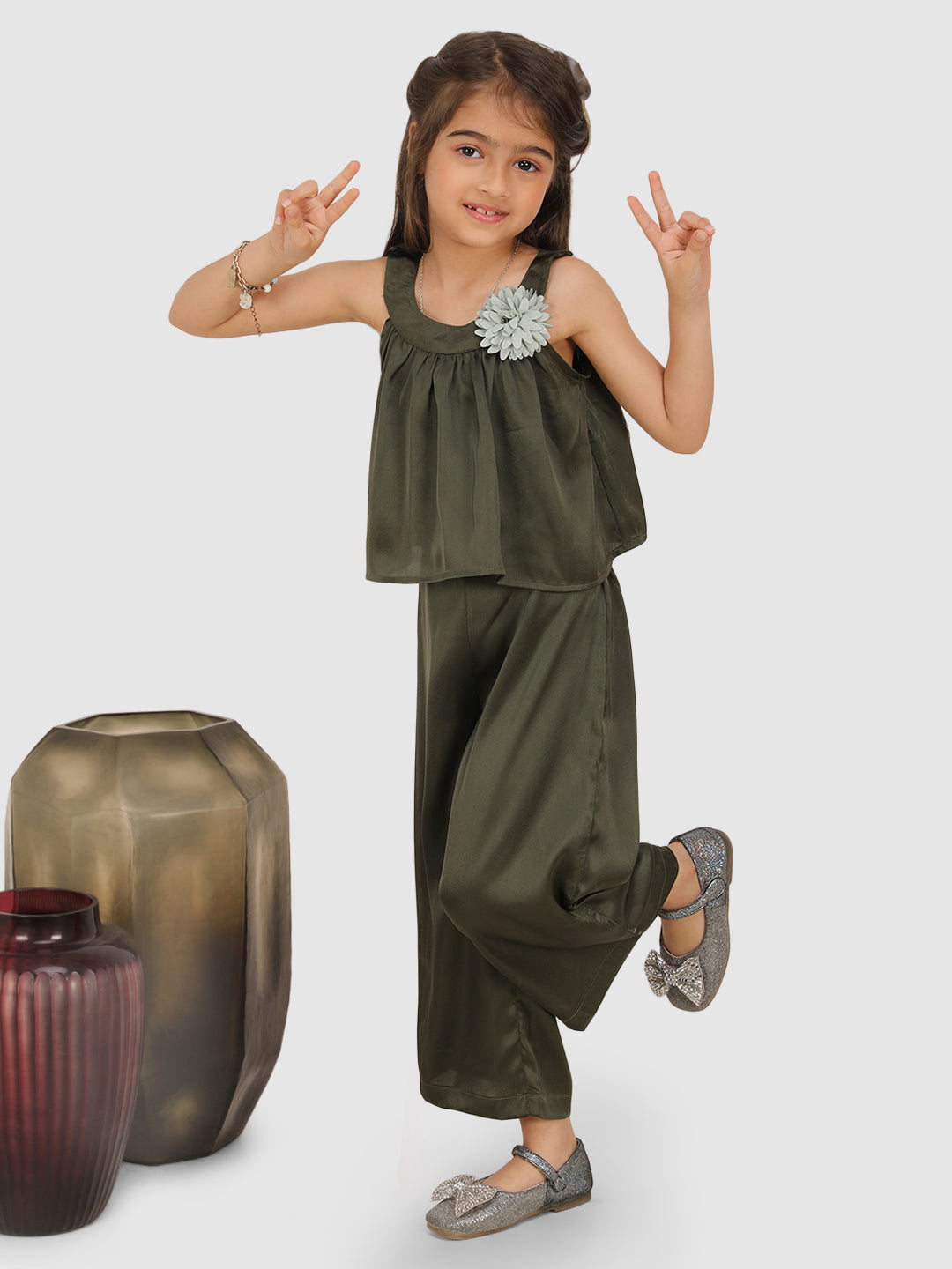 Floral Embroidered Women's Blouse & Culotte Set in Green - Perfect for Spring Outfits, Casual Wear & Office Attire