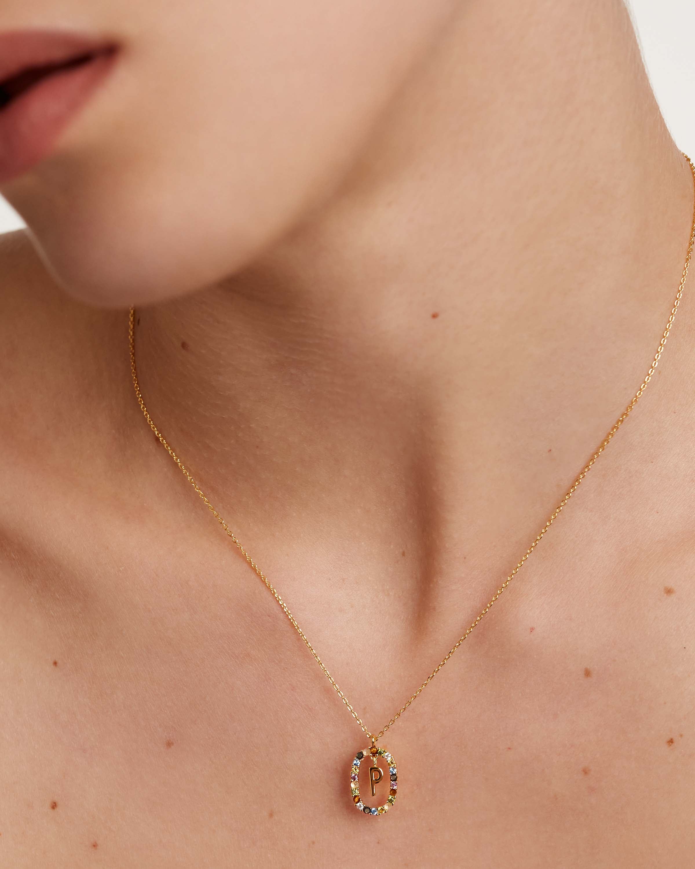 Elegant Letter P Necklace for Women - Personalized Initial Pendant Jewelry Gift for Mom, Daughter, Sister - Perfect for Birthdays, Anniversaries & Everyday Wear