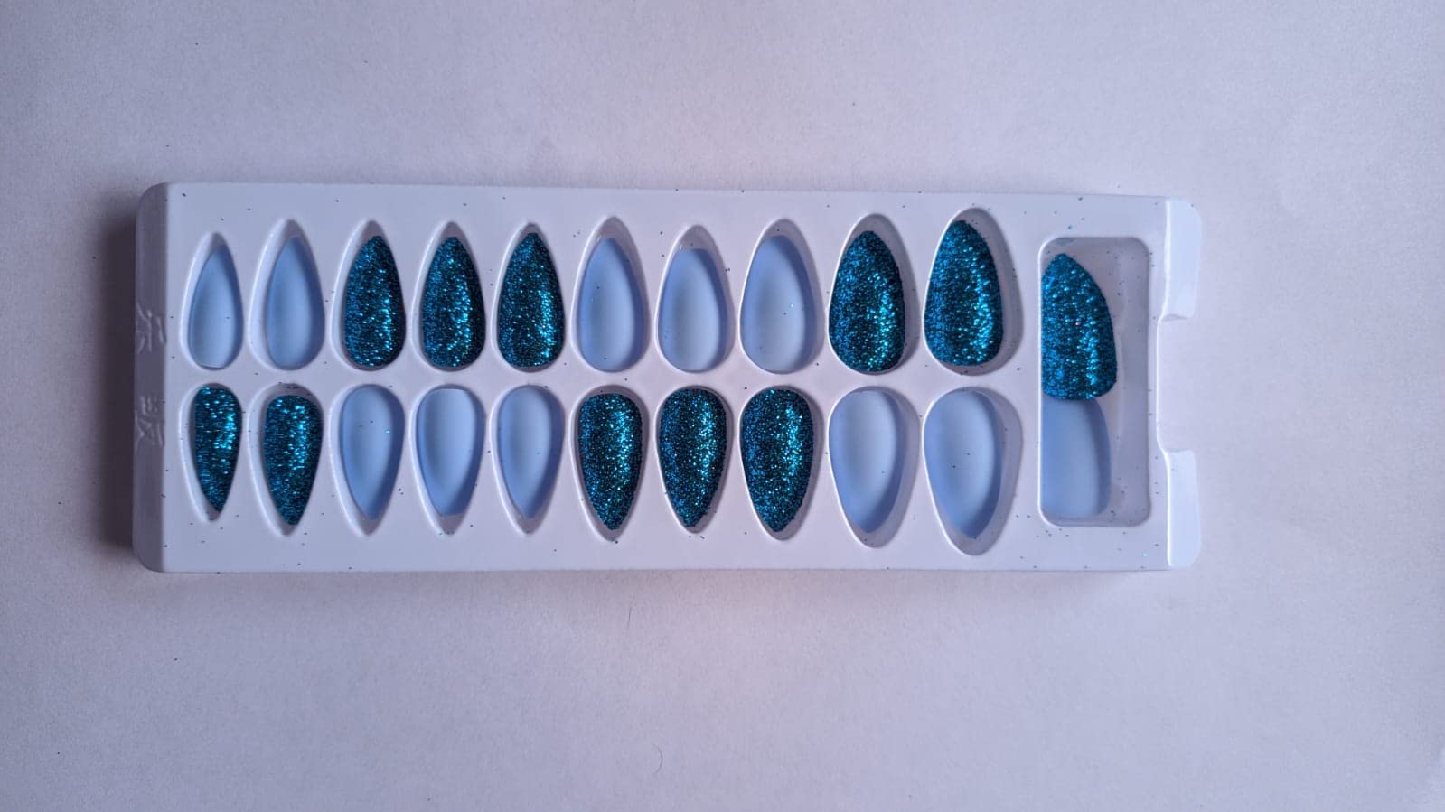 24Pcs Blue & Blue Glitter Press on Nails - Long Coffin Fake Nails with Glue - Perfect for Parties, Weddings & Special Occasions