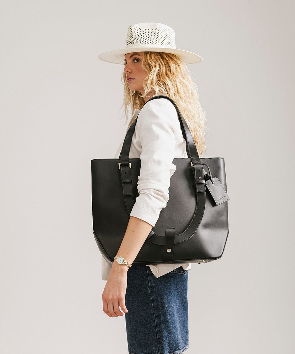 Hayes Hat Carrying Tote Bag for Men & Women - Durable Baseball Cap Storage & Travel Organizer - Perfect for Sports, Travel, and Outdoor Activities