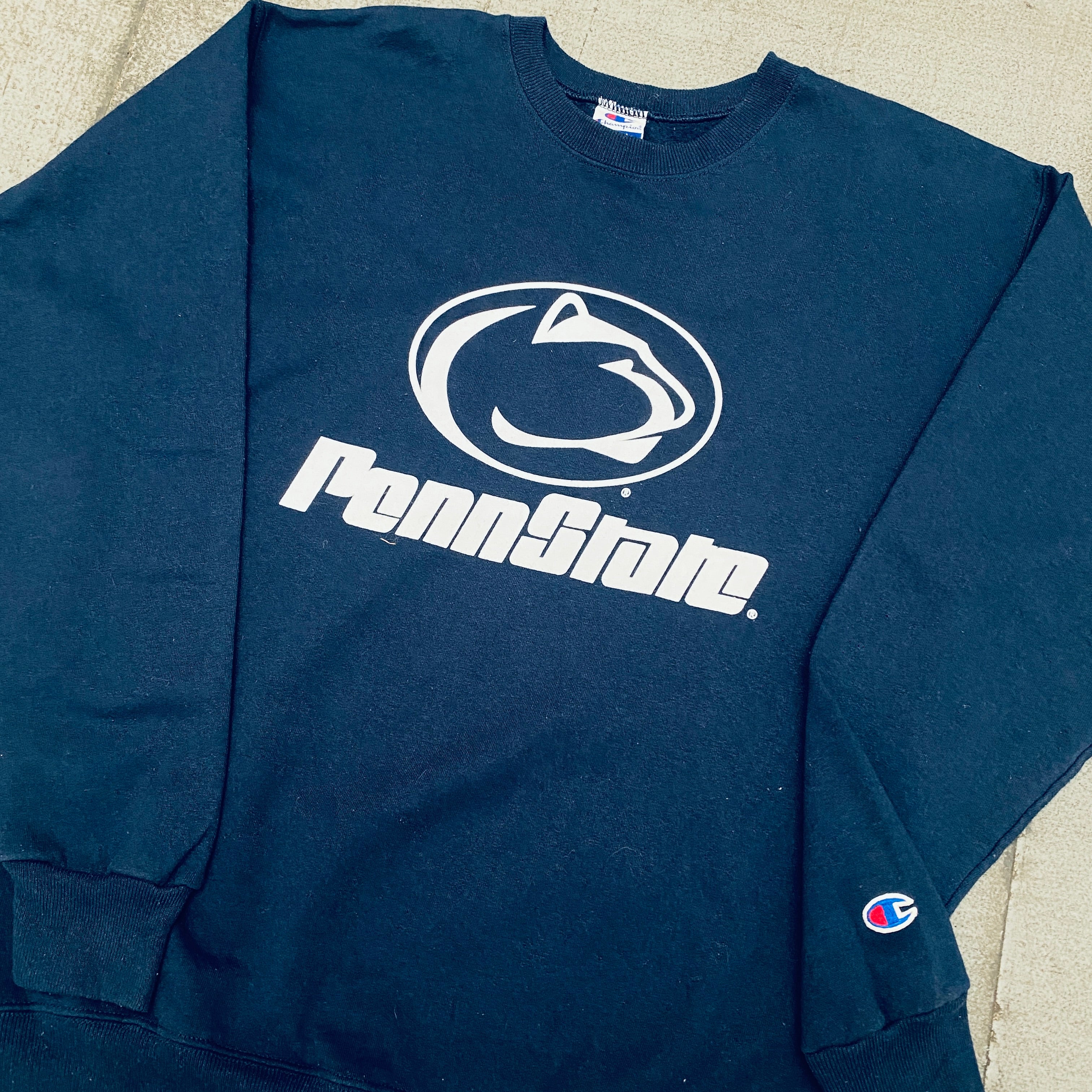 Penn State Nittany Lions 1990s Champion Graphic Spellout Sweatshirt - Vintage College Football Fan Apparel for Game Day & Casual Wear
