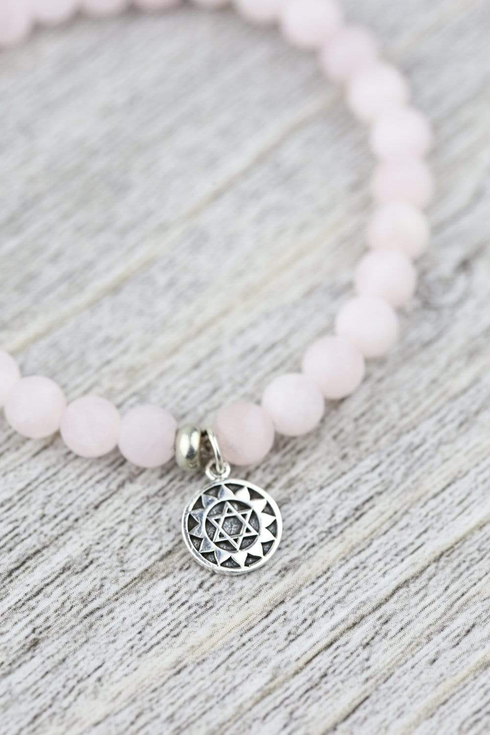 Healing Rose Quartz Bracelet for Heart Chakra - Natural Crystal Energy Jewelry for Love, Emotional Balance & Spiritual Growth - Perfect for Meditation, Yoga & Daily Wear