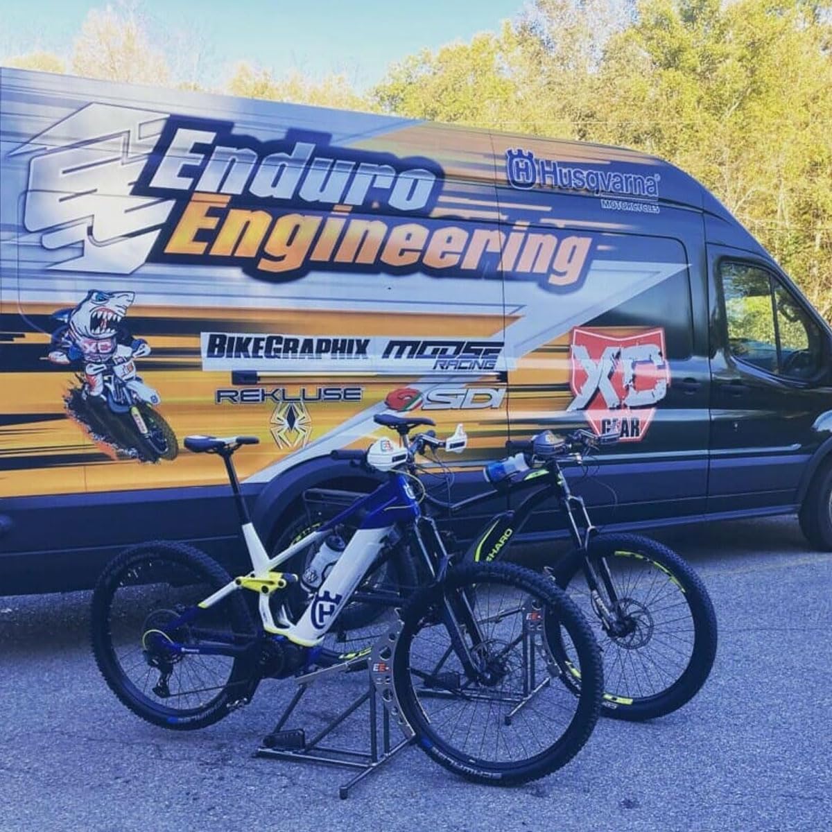 Enduro Engineering Heavy Duty Bike Repair Stand - Adjustable Mountain & E-Mountain Bike Maintenance Stand for Washing, Tuning & Storage | Perfect for Garage, Workshop & Trailside Repairs